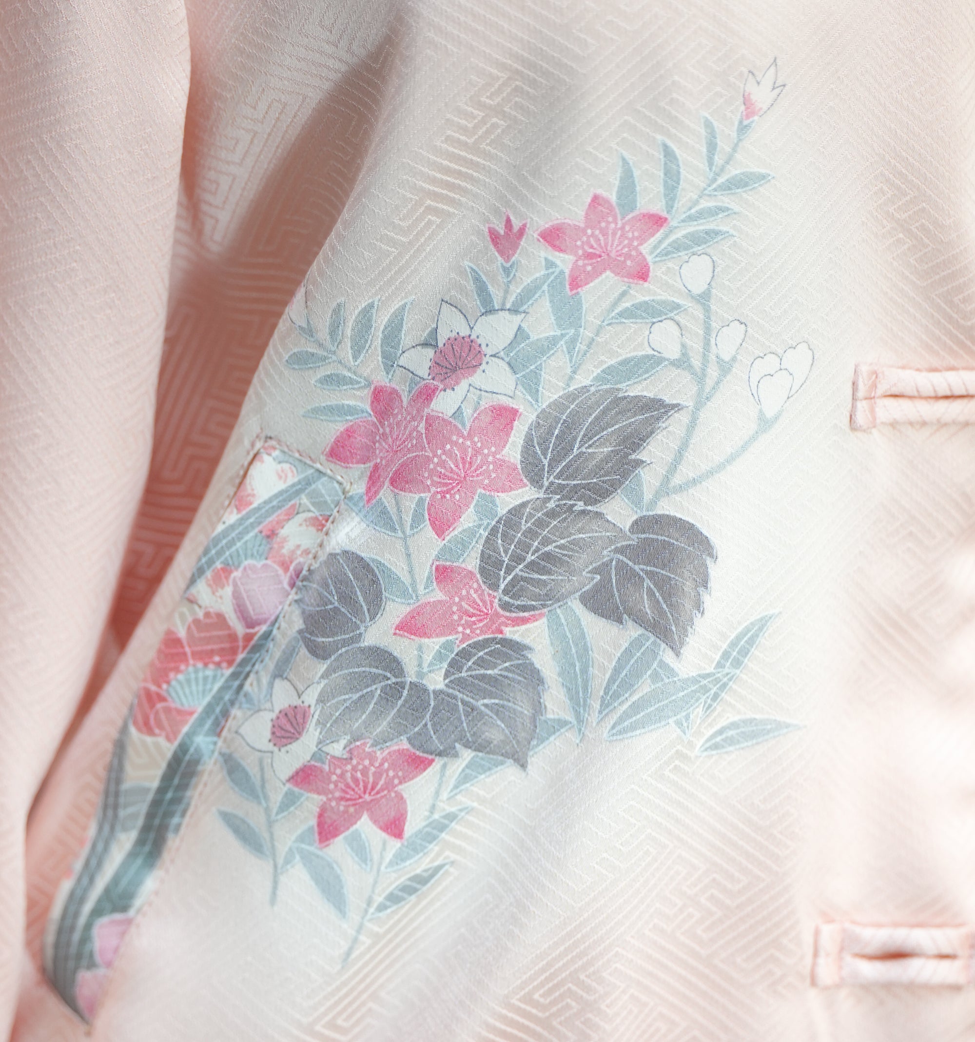 Premium On-hand: Pink Chinese Knot Jacket | CKJ7355M | LB (Women)