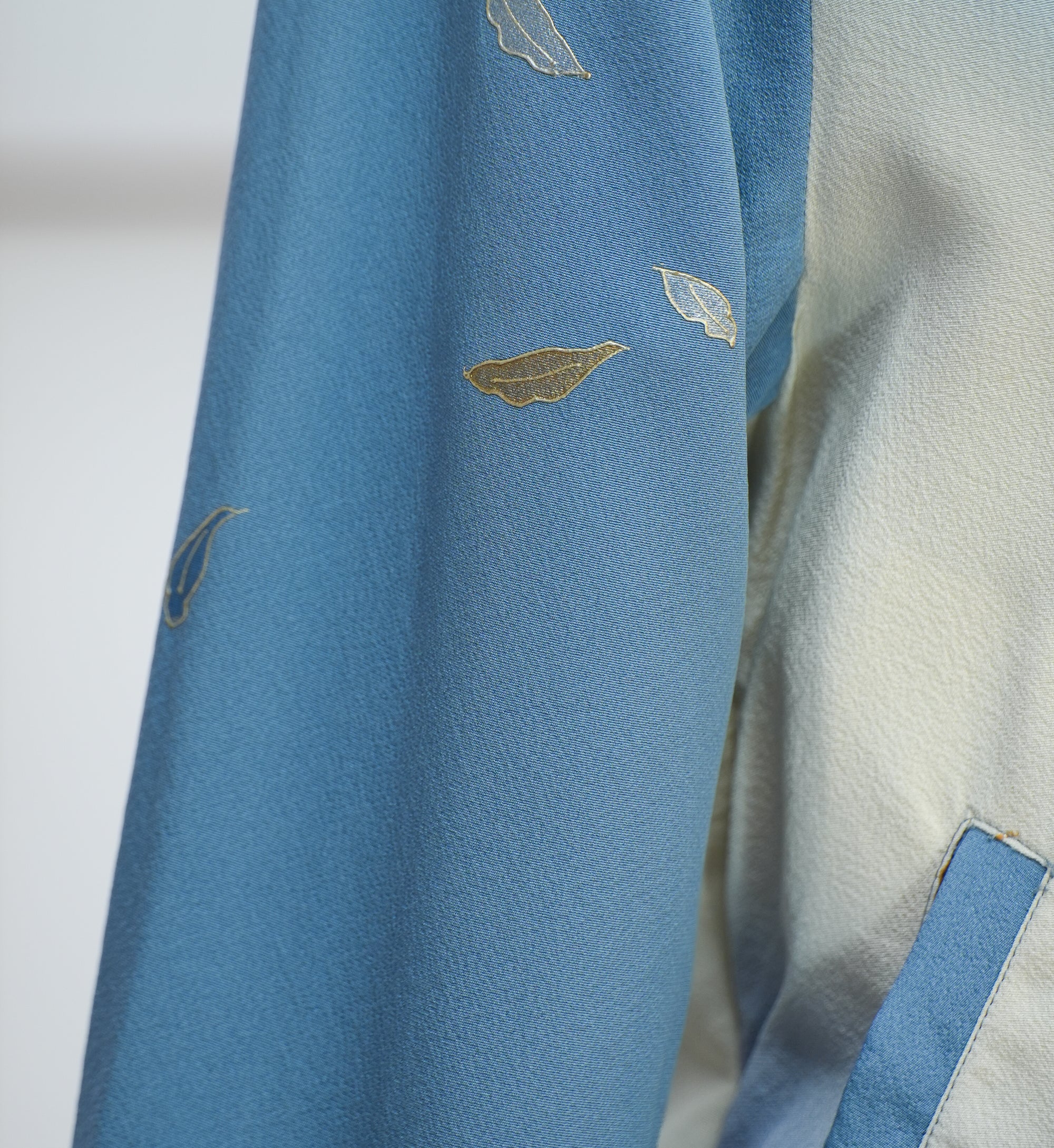 Premium On-hand: Blue Chinese Knot Jacket | CKJ7359M | LB (Women) (lovely emboss!)