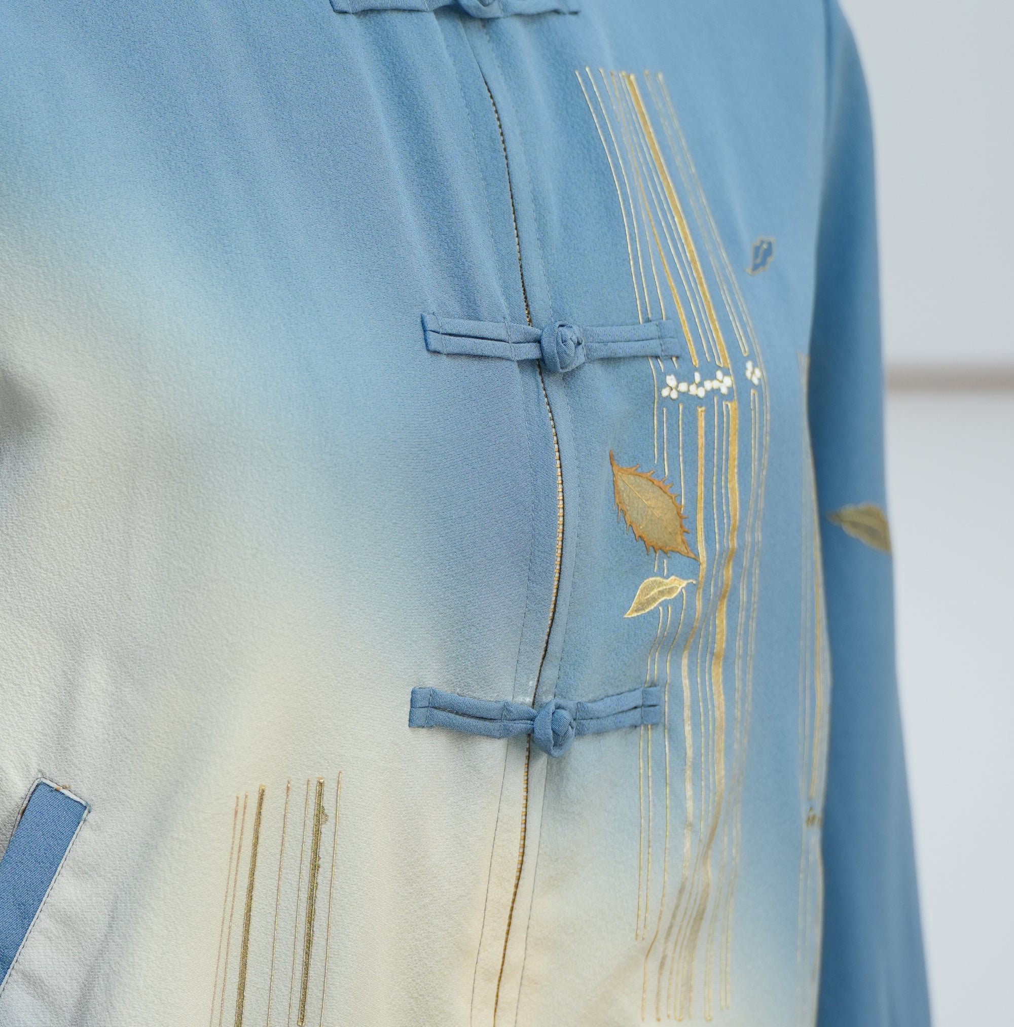 Premium On-hand: Blue Chinese Knot Jacket | CKJ7359M | LB (Women) (lovely emboss!)