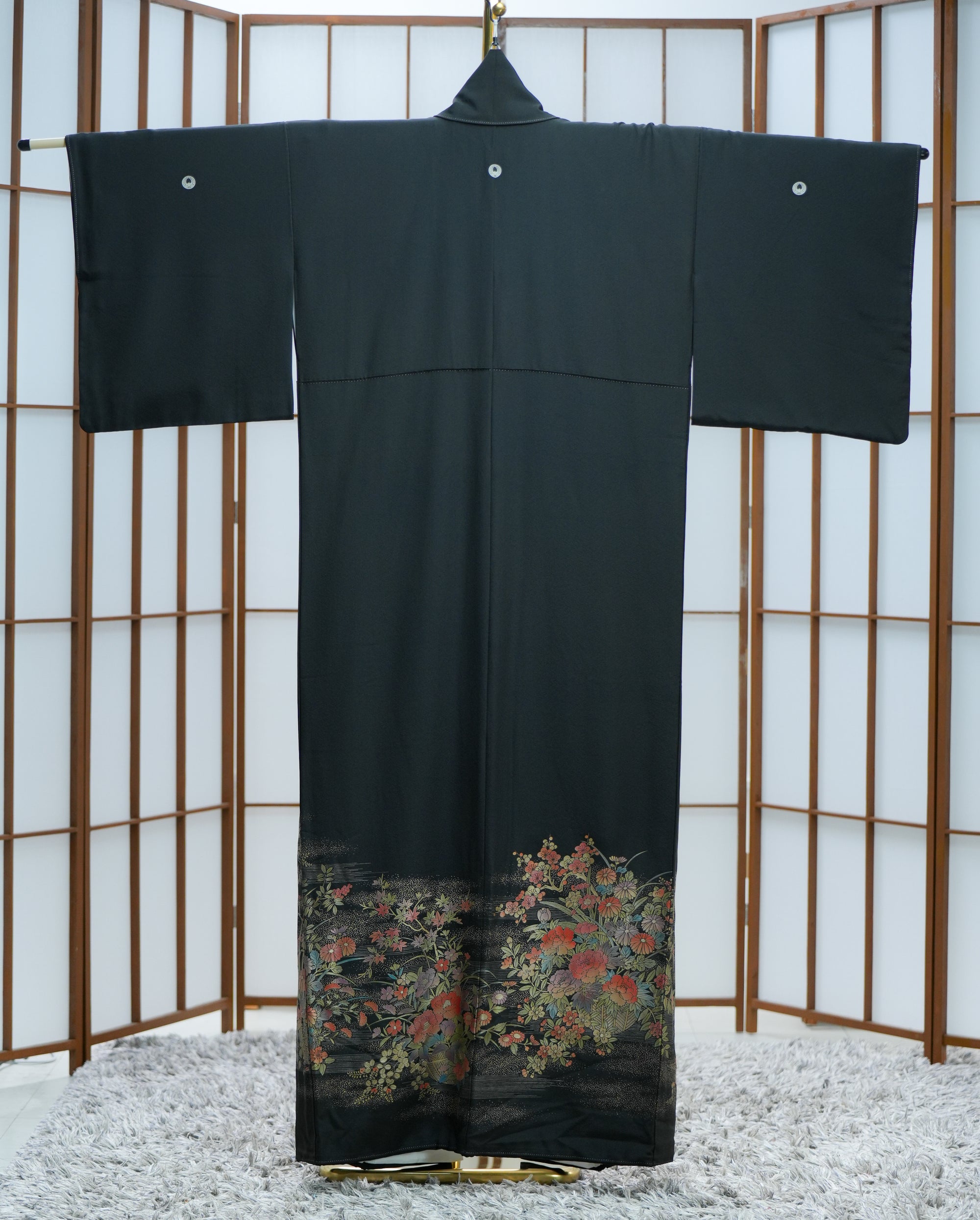 Premium Fabric - sho: 0316-04 - Black and leaves embossed (my most beautiful fabric in this collection)