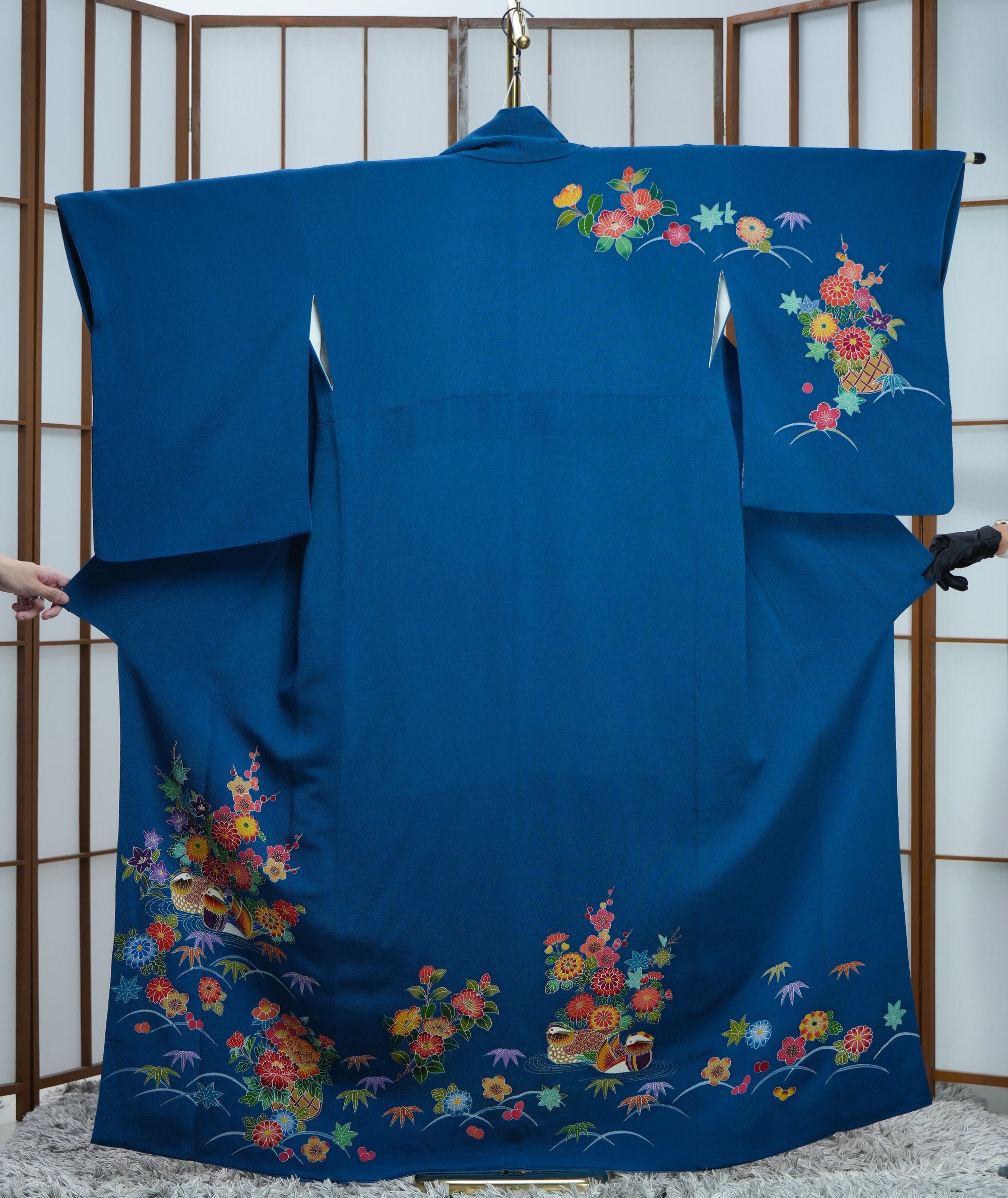 Bai Fabric: 0316-24- Blue vibrant flowers