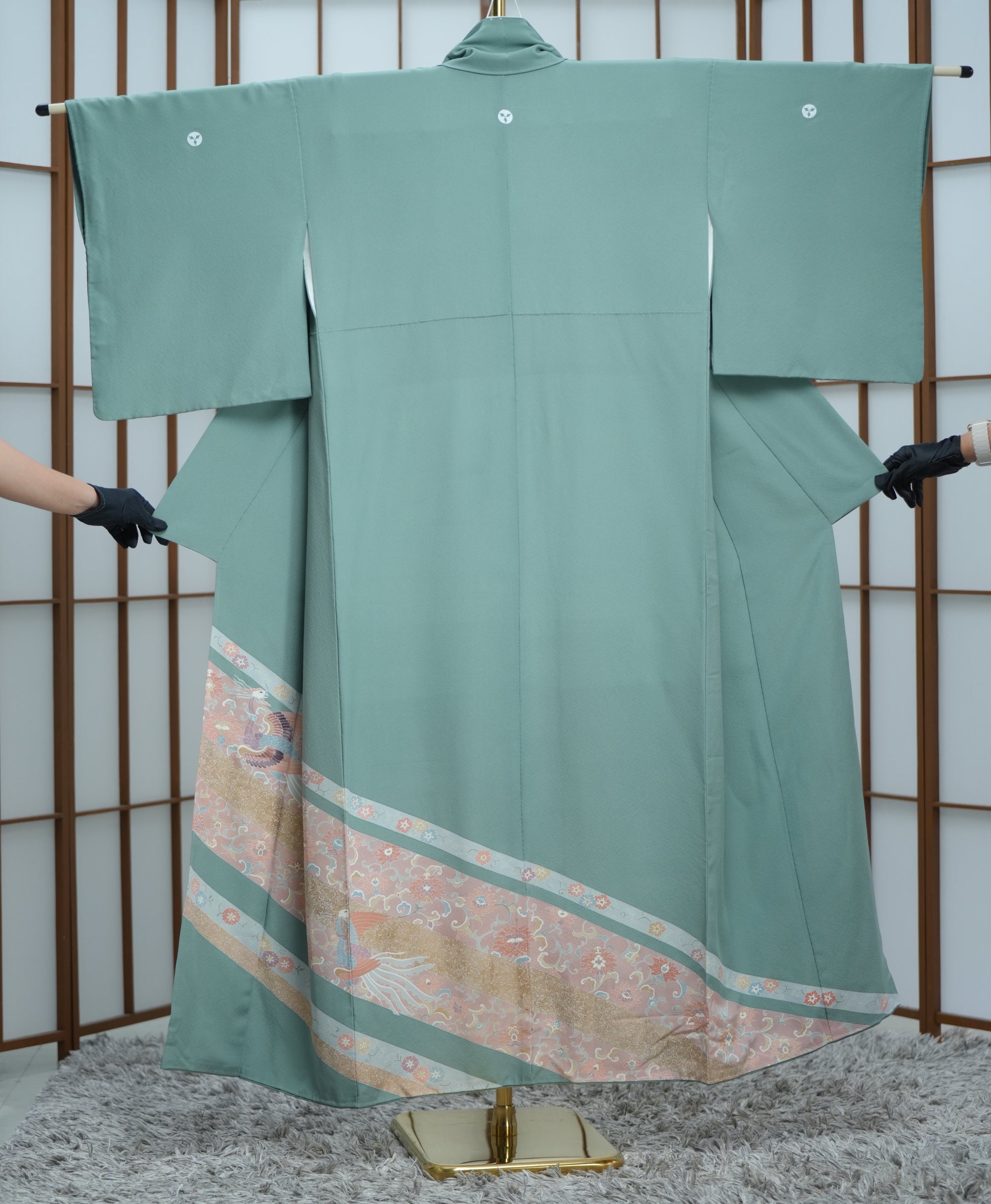Bai Fabric: 0324_15 | Sage and Cloud Tail