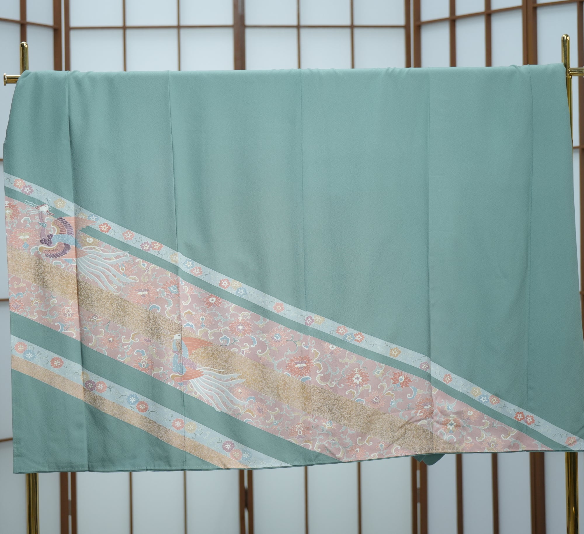 Bai Fabric: 0324_15 | Sage and Cloud Tail