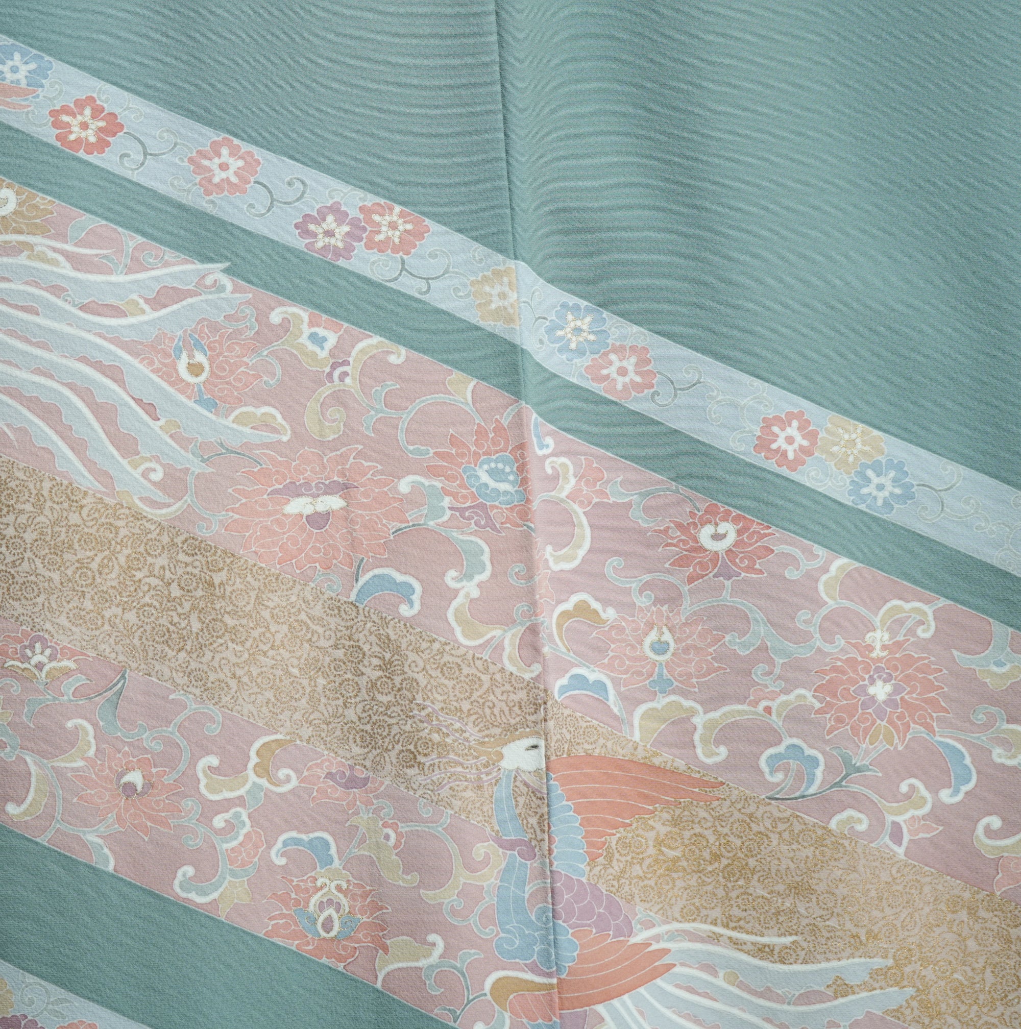 Bai Fabric: 0324_15 | Sage and Cloud Tail