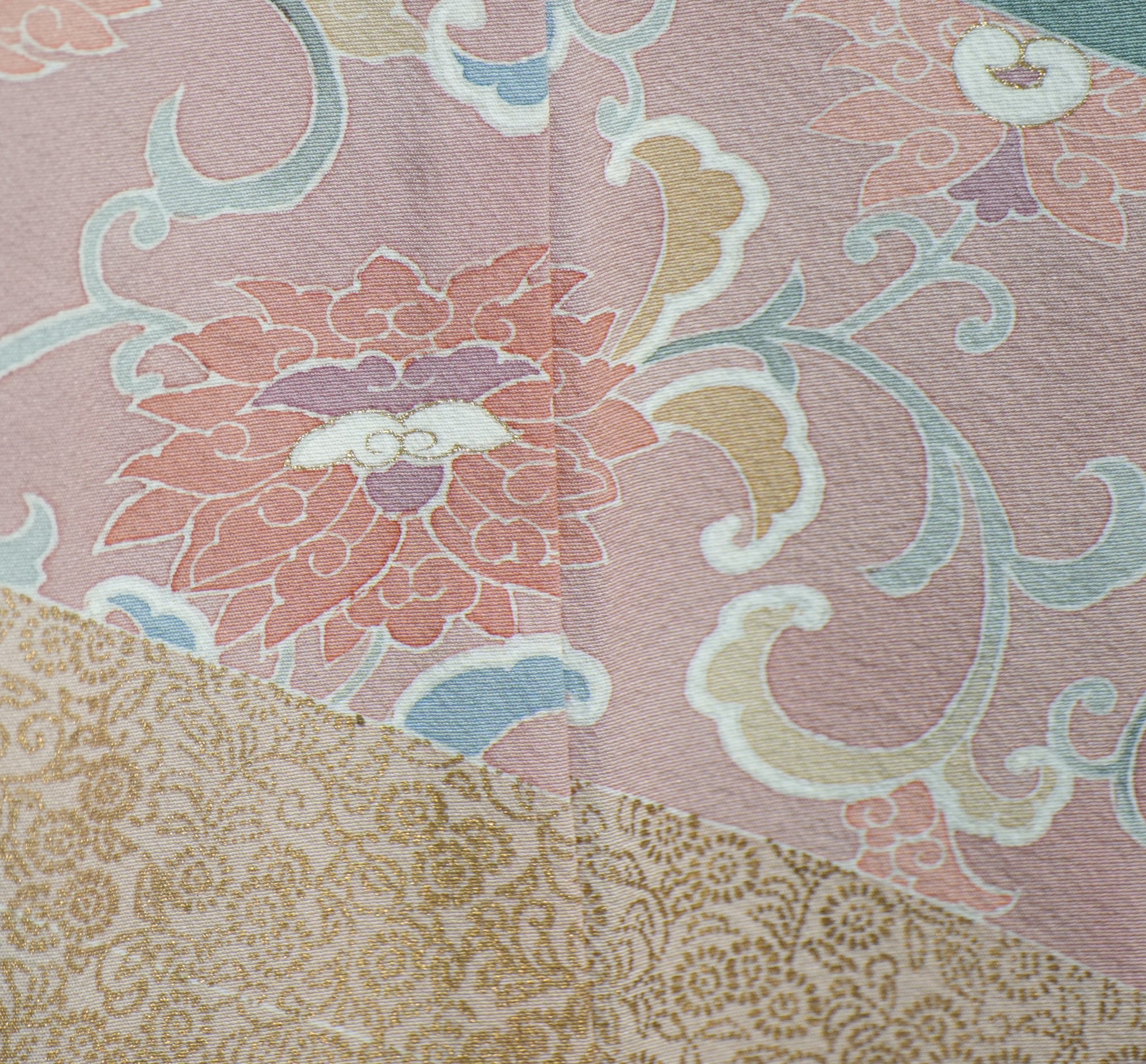 Bai Fabric: 0324_15 | Sage and Cloud Tail