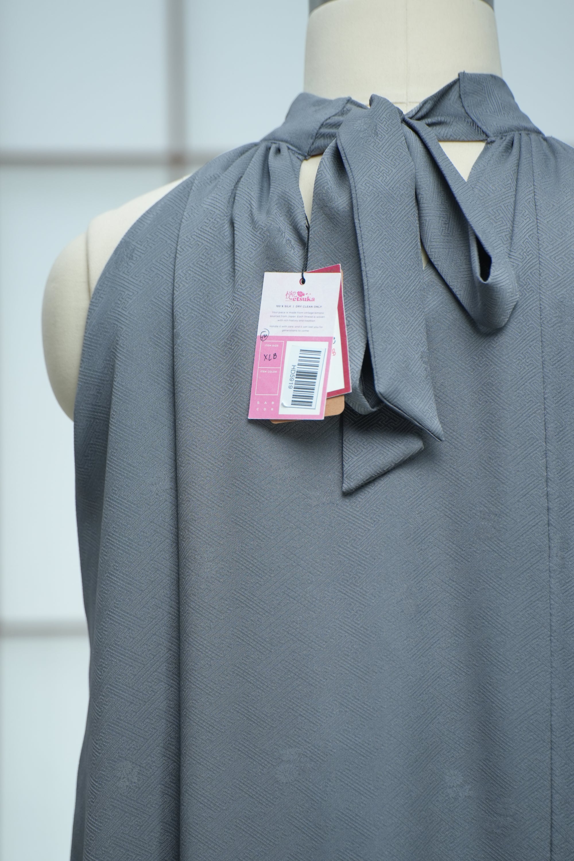 Premium On-hand: Gray Halter Dress Floral Fans | HD5919 XLB