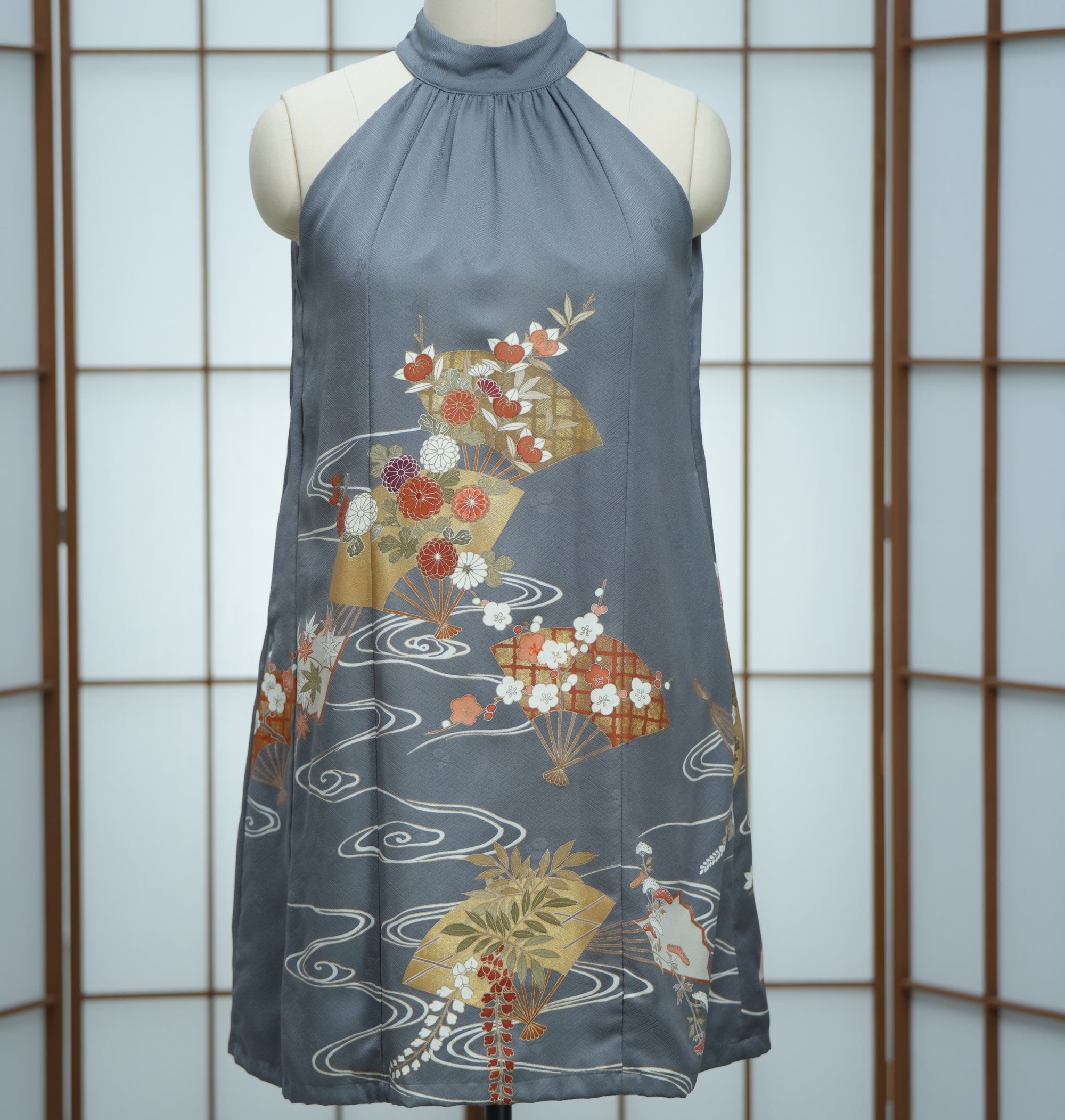 Premium On-hand: Gray Halter Dress Floral Fans | HD5919 XLB