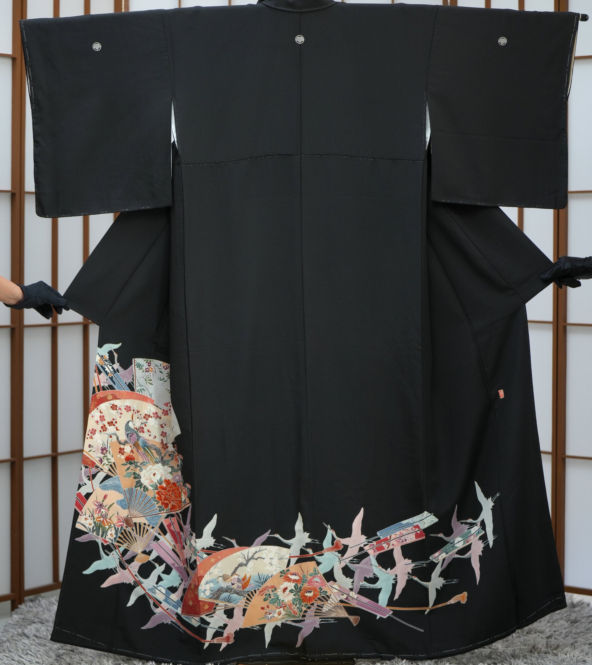 Bai Fabric: 0327-01 | Birds and fans