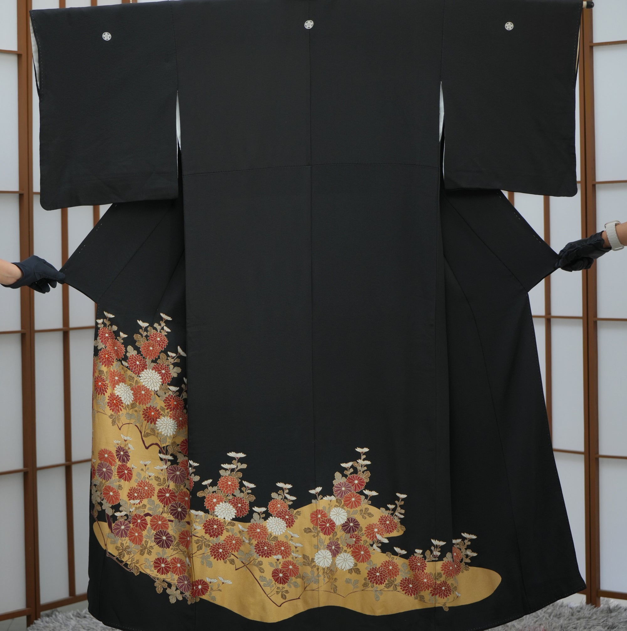 Bai Fabric: 0327-02 | Golden Bloom