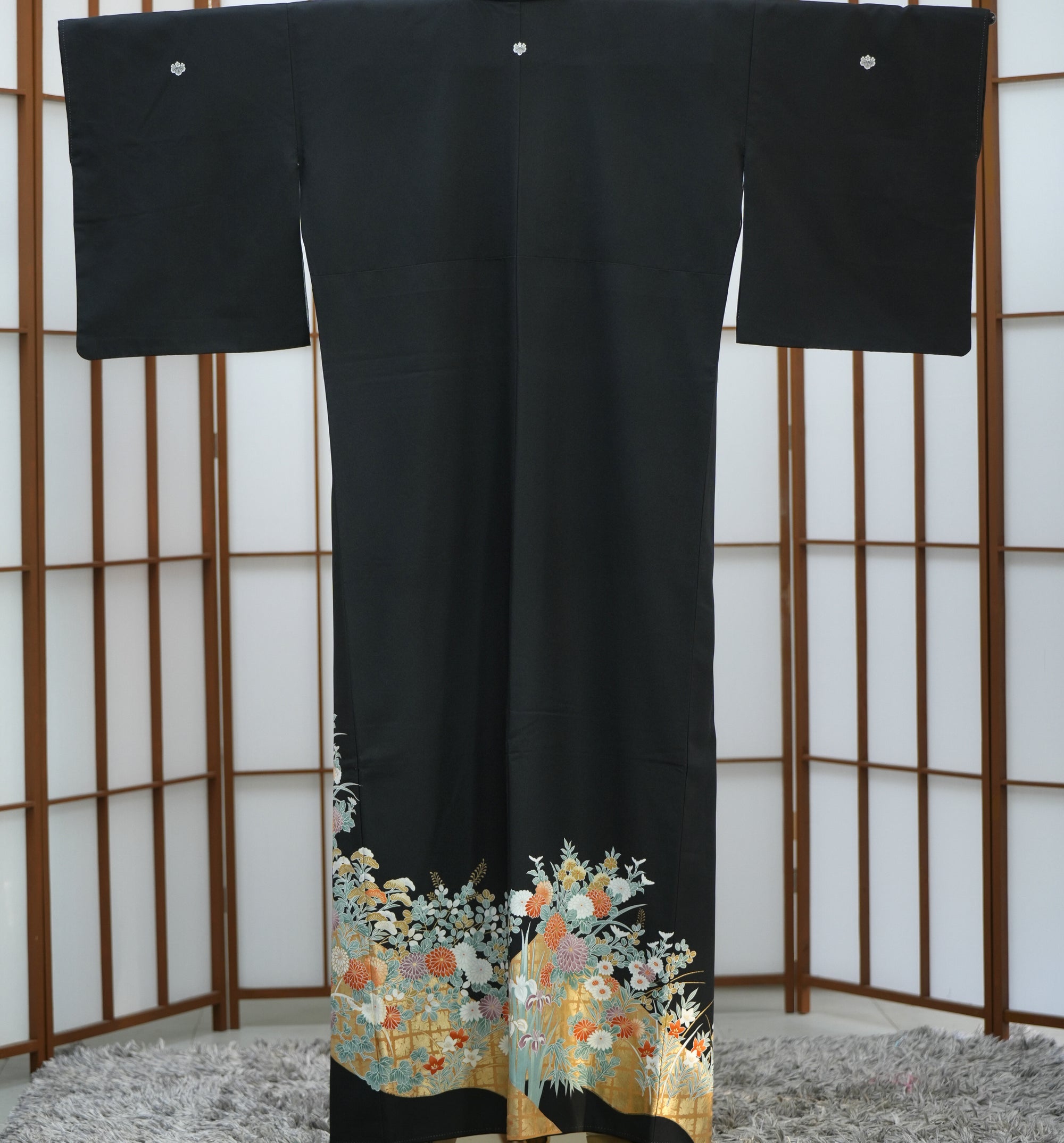 Bai Fabric: 0327-04 | Black ornate