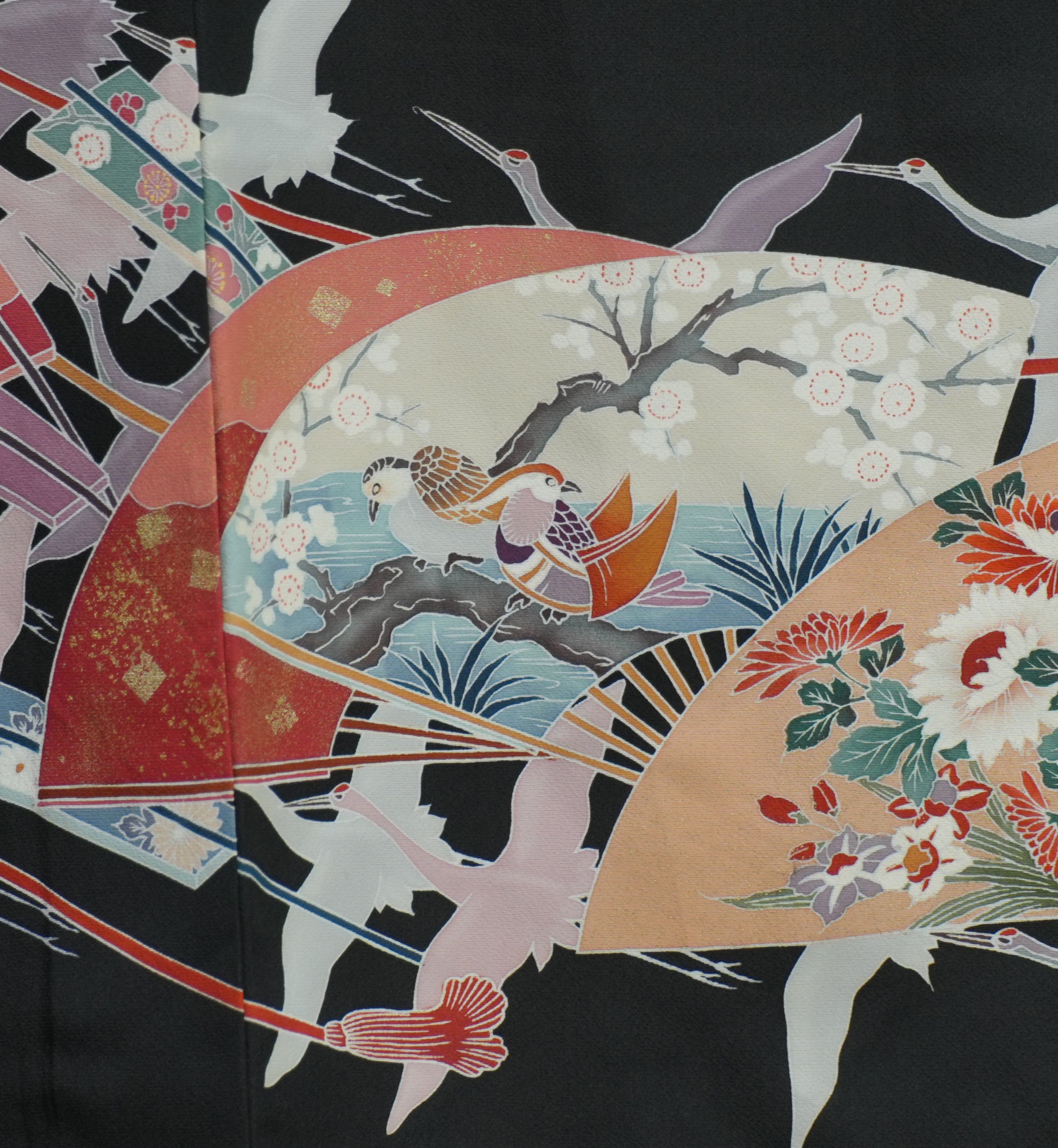 Bai Fabric: 0327-01 | Birds and fans