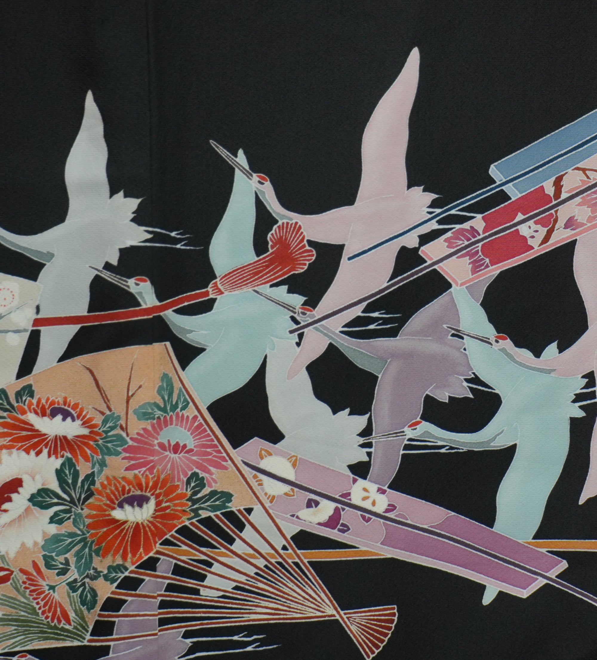 Bai Fabric: 0327-01 | Birds and fans