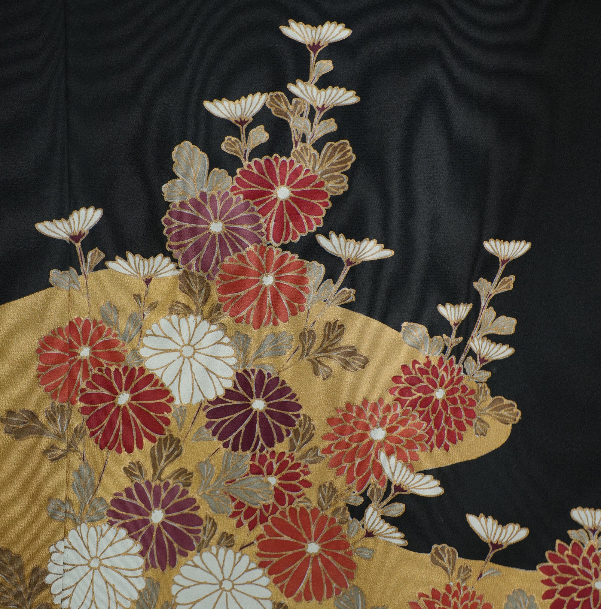 Bai Fabric: 0327-02 | Golden Bloom