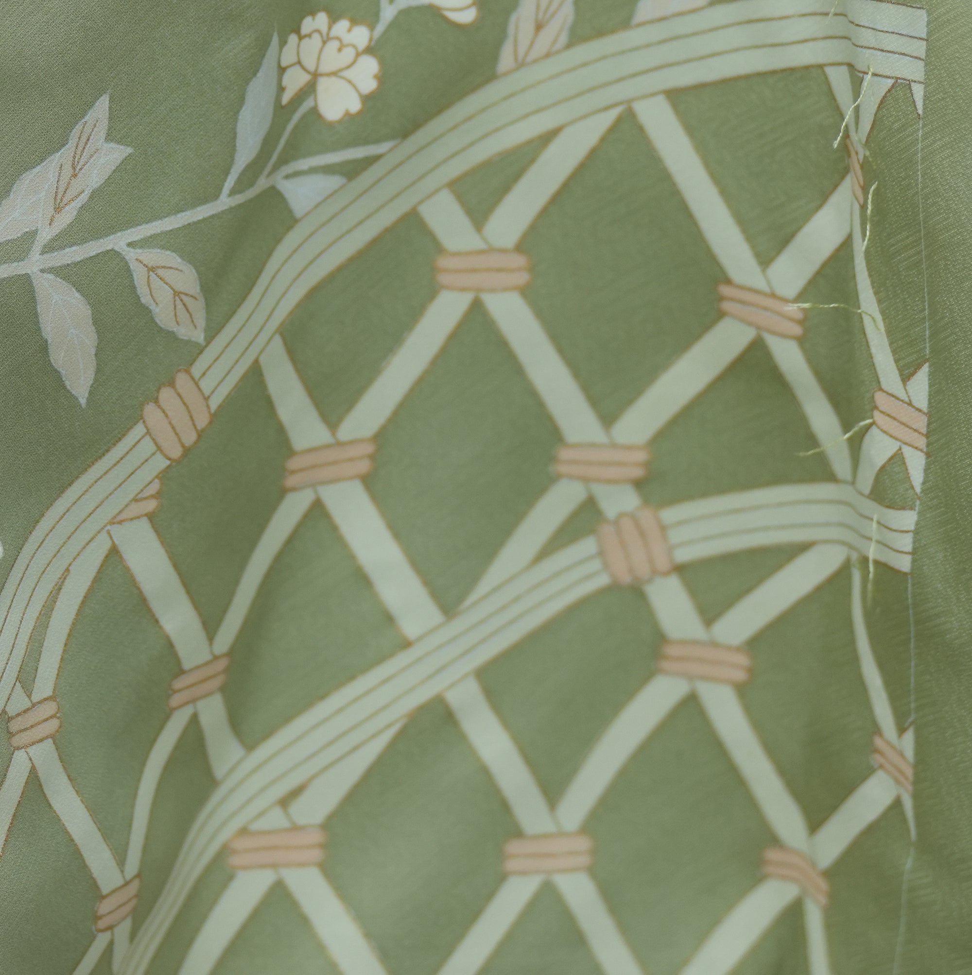 Chiku Fabric: 0327-13 Lime floral