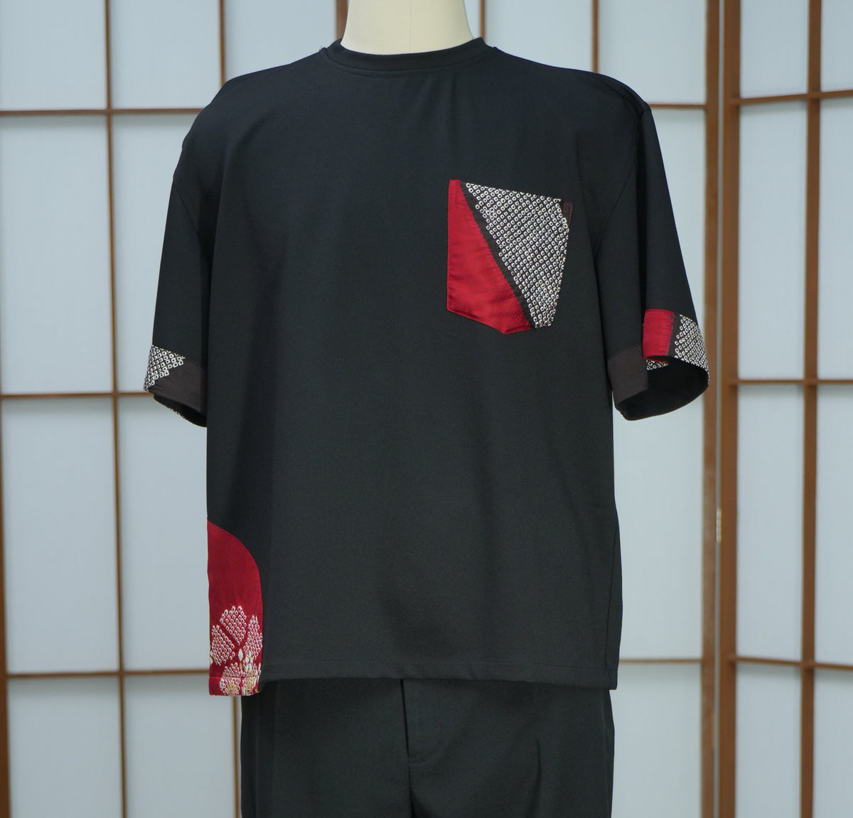 Premium On-hand: Black red Oversized Shirt | LARGE | OS5346