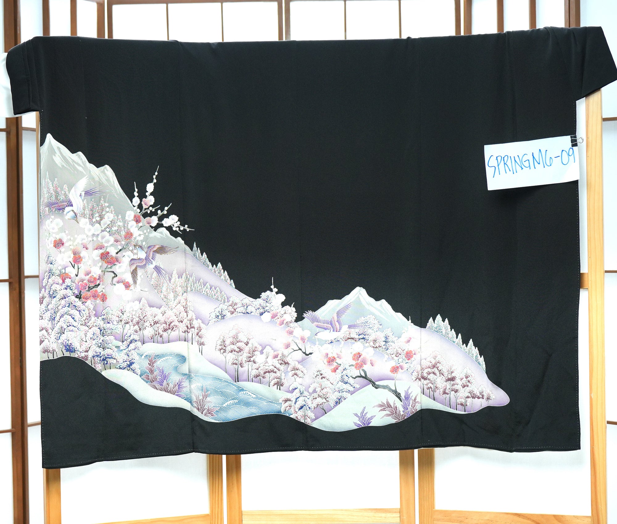 Chiku Fabric: SPRINGM6-09 | Black flower mountain