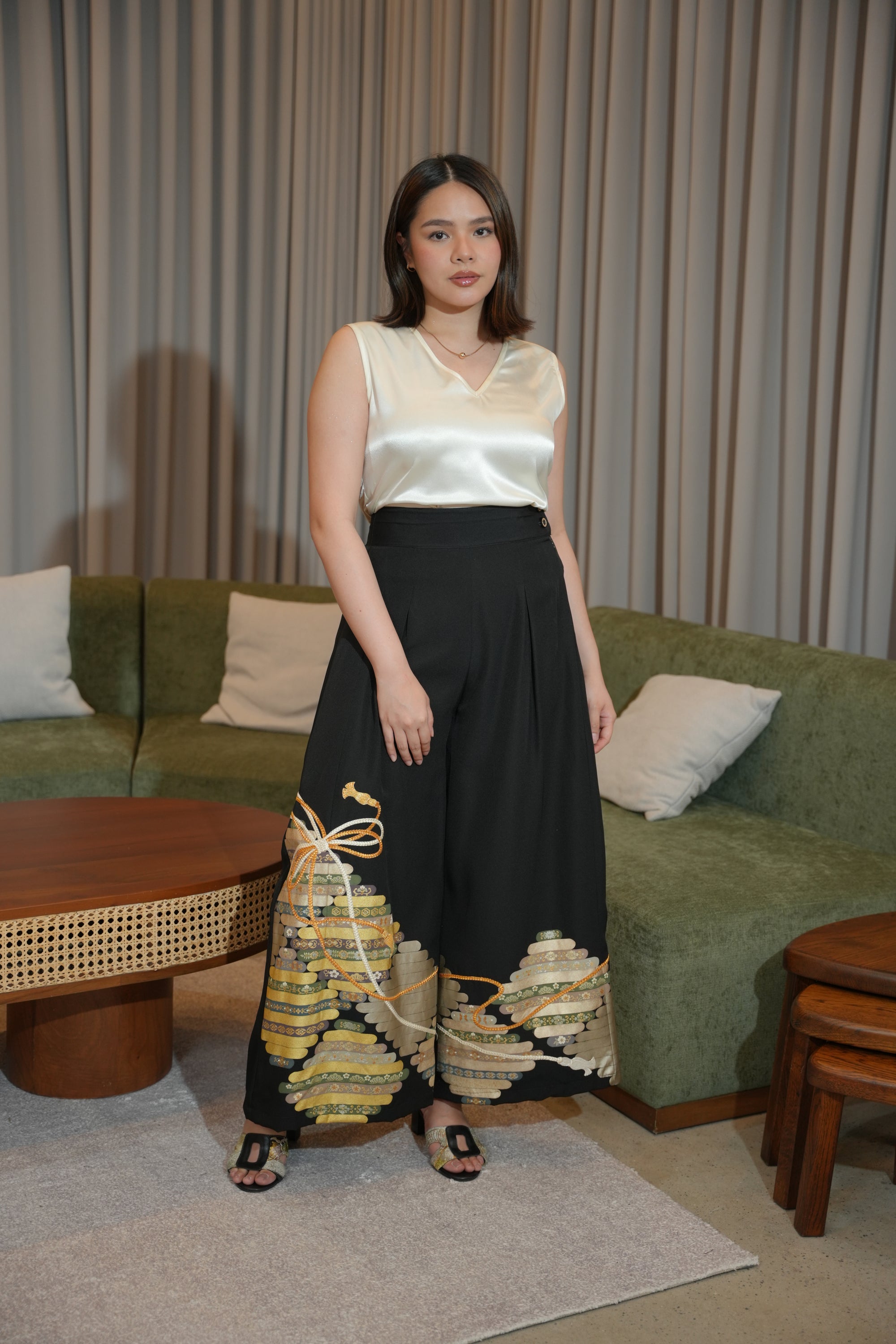 Palazzo Pants (Pre-order): Super flowy design!