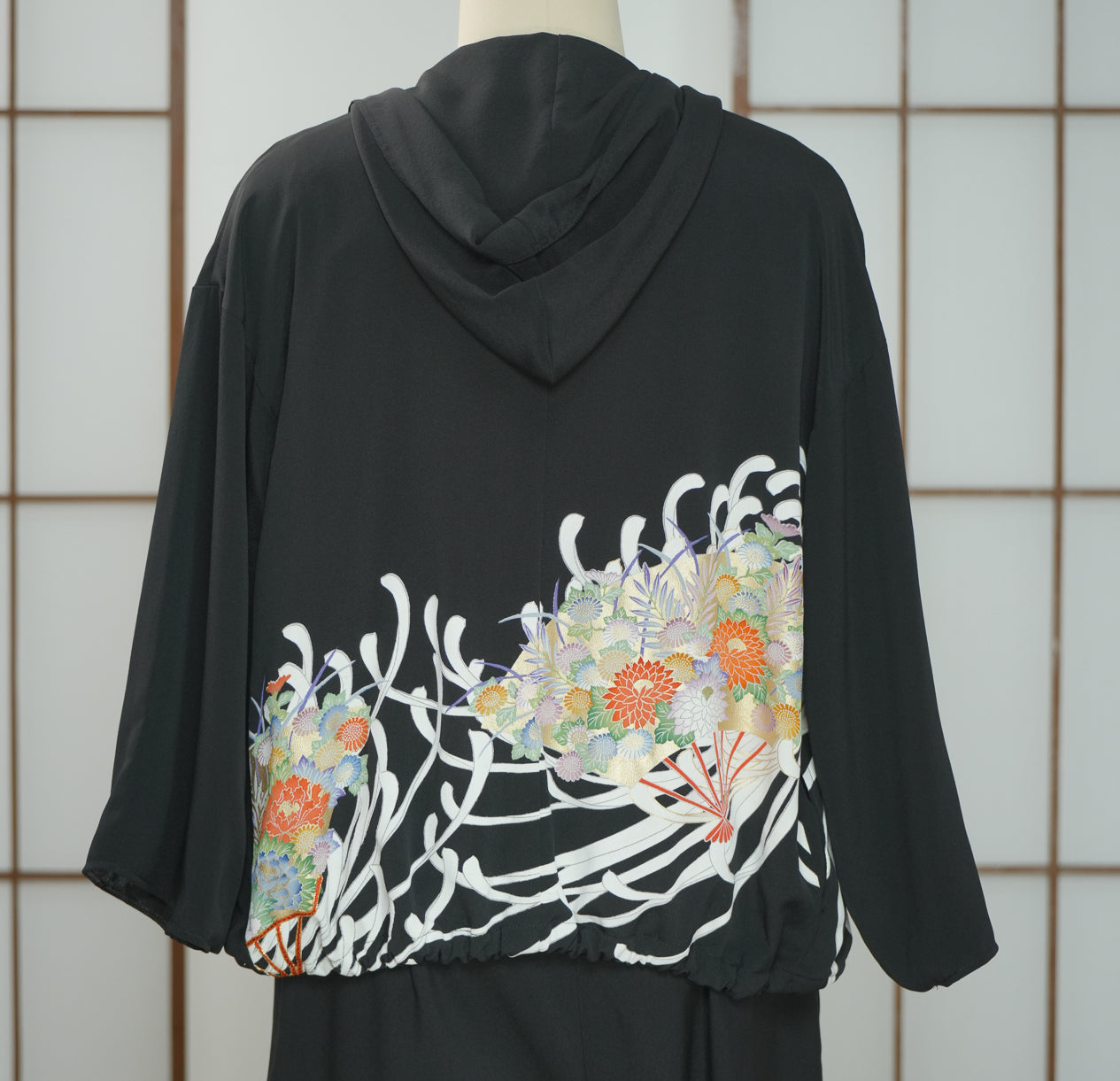 Premium On-hand: Black Hoodie | H6581