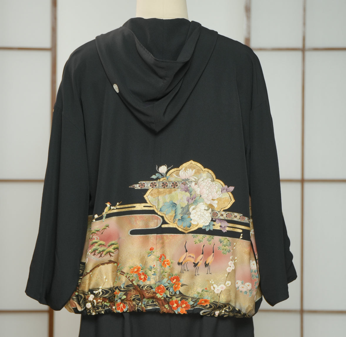 Premium On-hand: Black Hoodie | H5189
