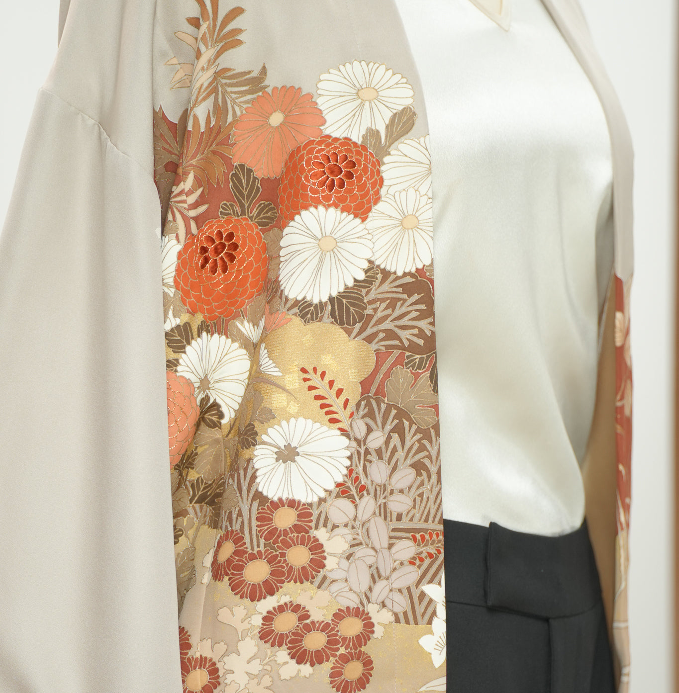Premium On-hand: Cream Hoodie | H6137