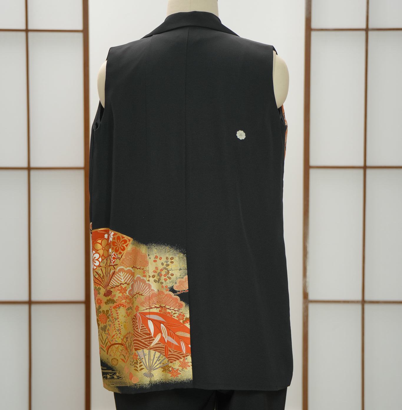 Premium On-hand: Black No sleeves suit jacket | L | NSSJ7064M