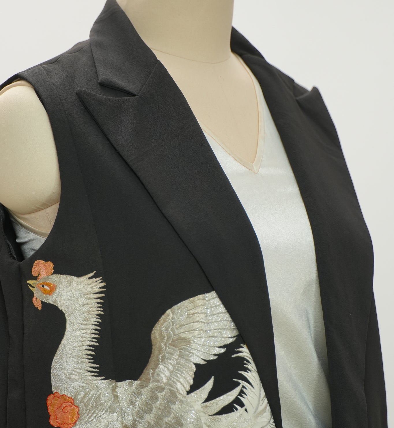 Premium On-hand: Black No sleeves suit jacket | XL | NSSJ6890M - mimi's choice