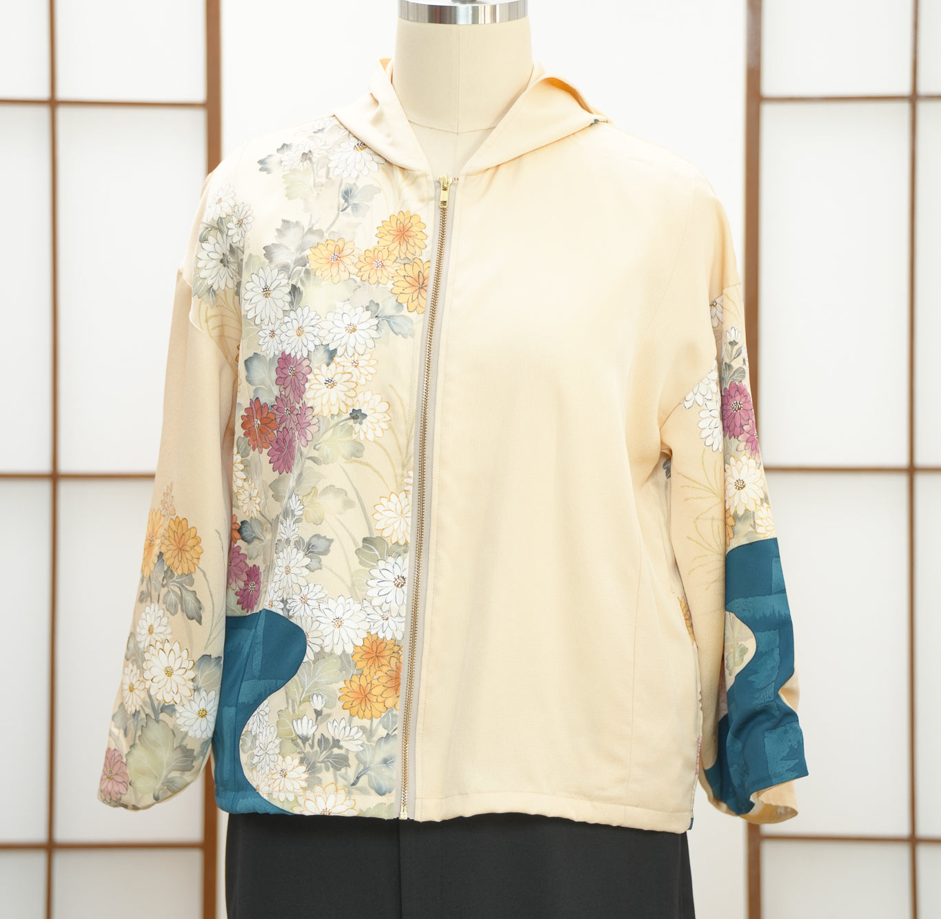 Premium On-hand: Cream Hoodie With Zipper | HWZ6184Y - mimi's favorite