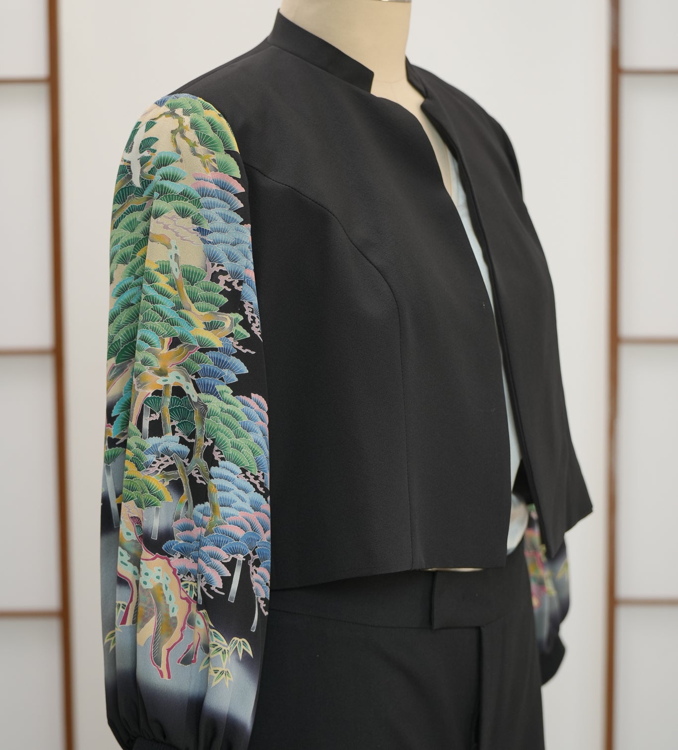 On-hand: Mandarin Collared Sleeved Jacket