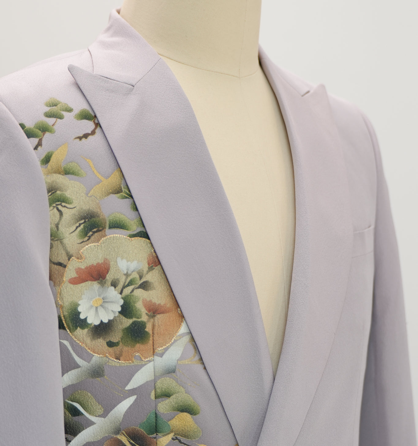 On-hand: Loose Fit Men's Suit Lavender with Cranes | MOS7689