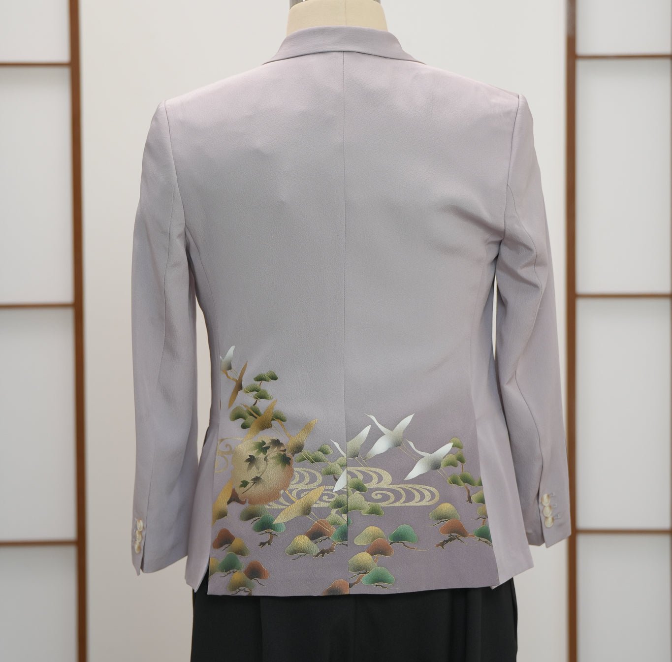 On-hand: Loose Fit Men's Suit Lavender with Cranes | MOS7689