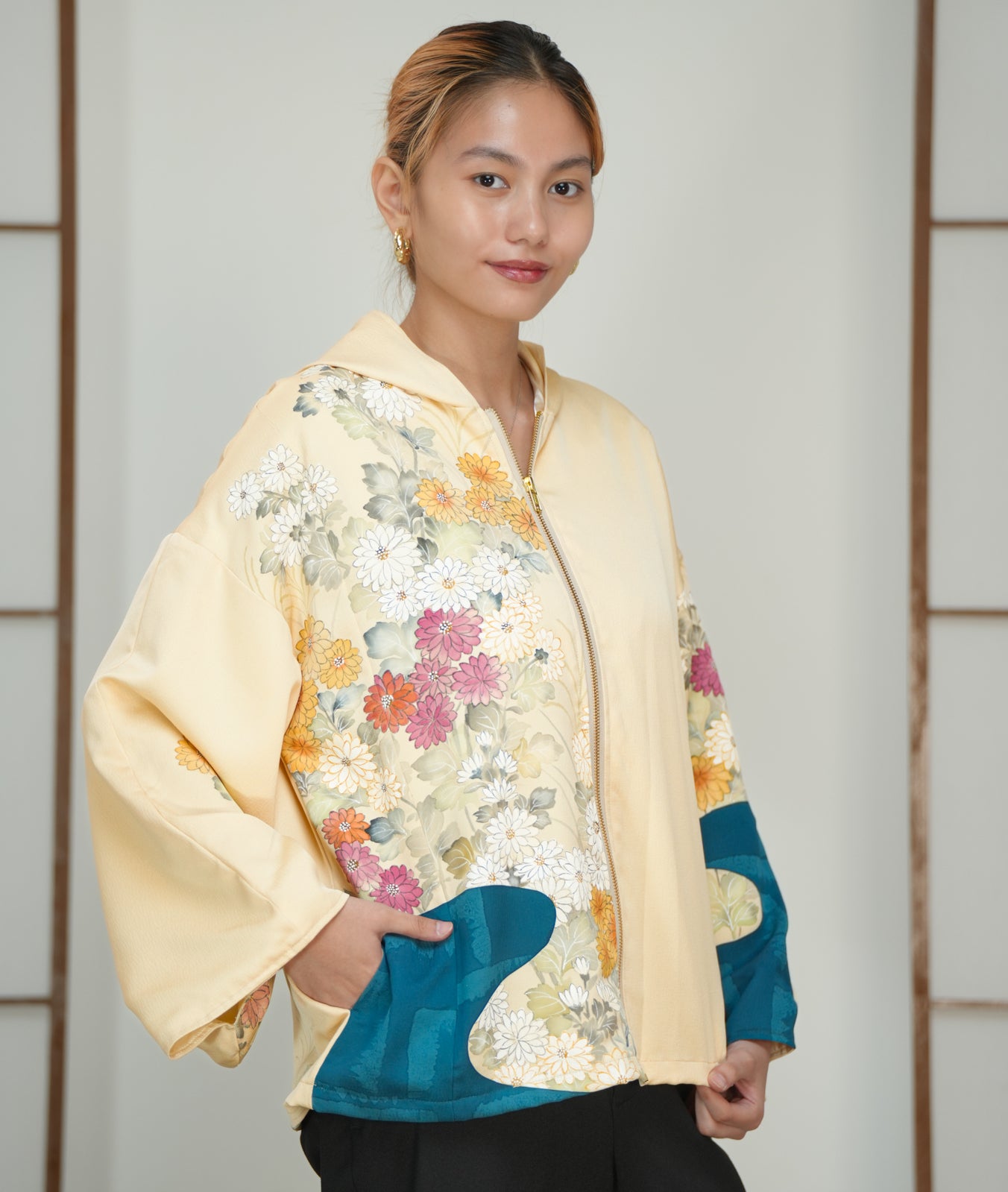 Premium On-hand: Cream Hoodie With Zipper | HWZ6184Y - mimi's favorite