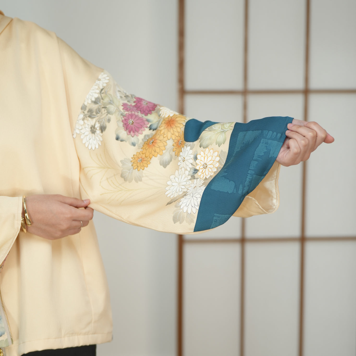 Premium On-hand: Cream Hoodie With Zipper | HWZ6184Y - mimi's favorite