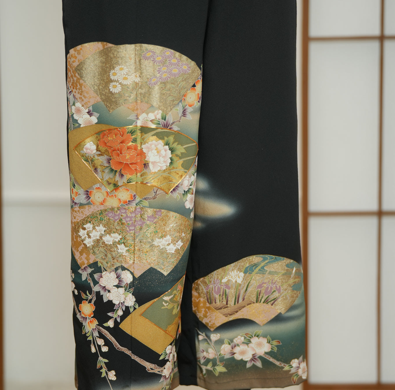 On-hand item: Zipped Jumpsuit Black &amp; Gold florals | ZJ3580 2XLB