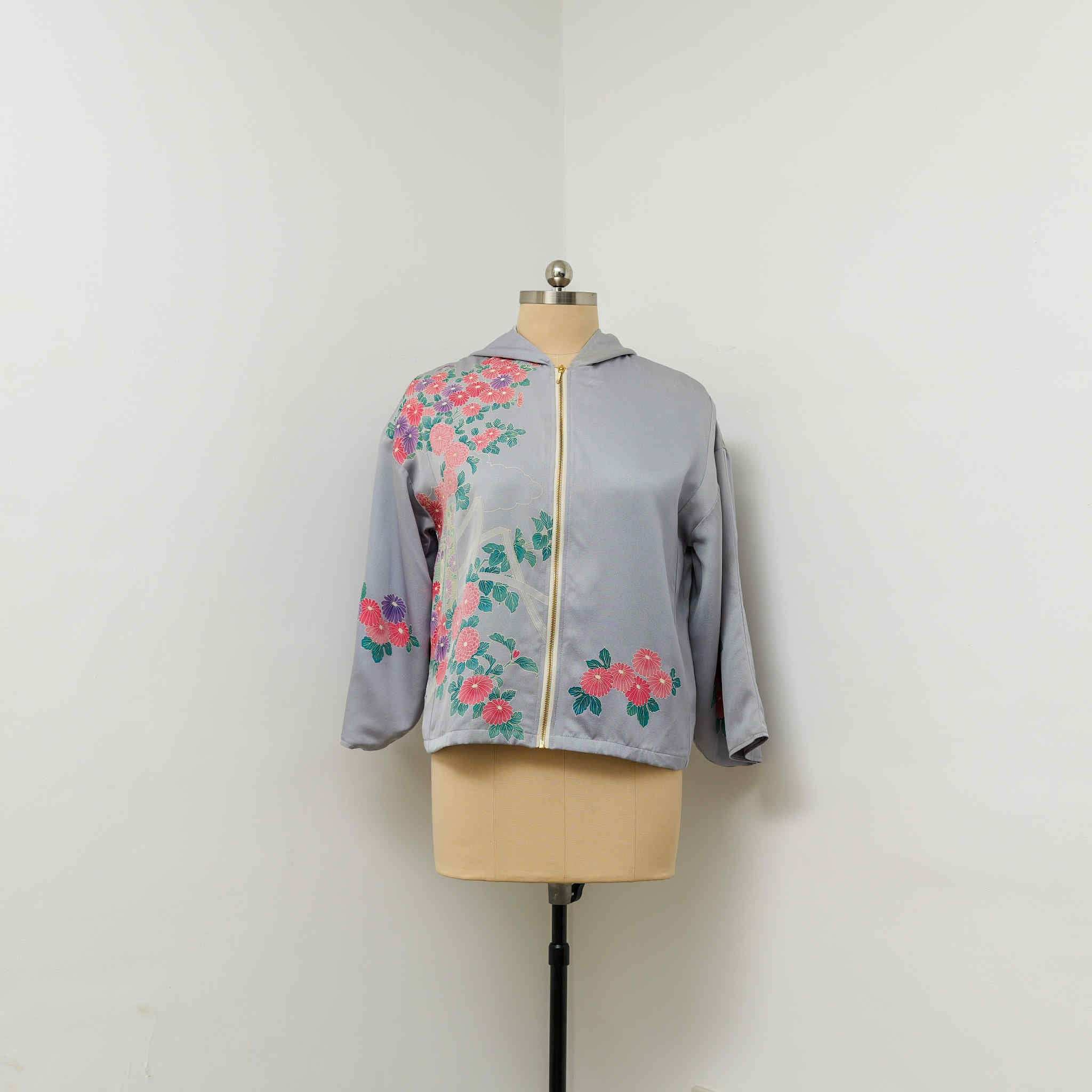 On-hand item: Hoodie With Zipper | HWZ4031 (with small storage stain)