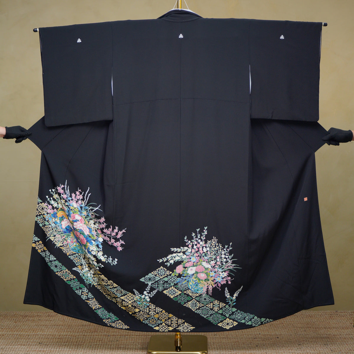 Premium Sho Fabric: 1022_10 | Sparkling Bloom