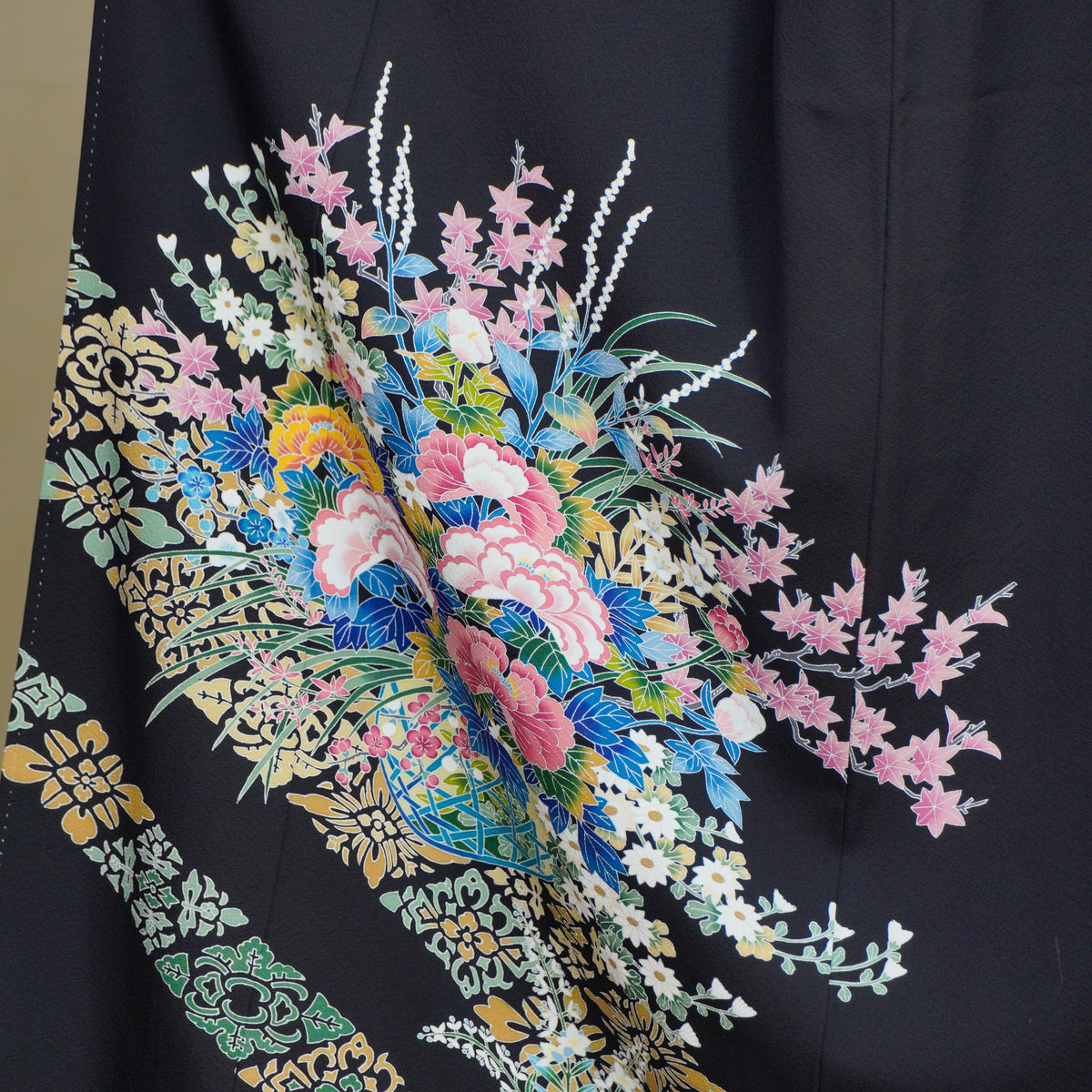 Premium Sho Fabric: 1022_10 | Sparkling Bloom