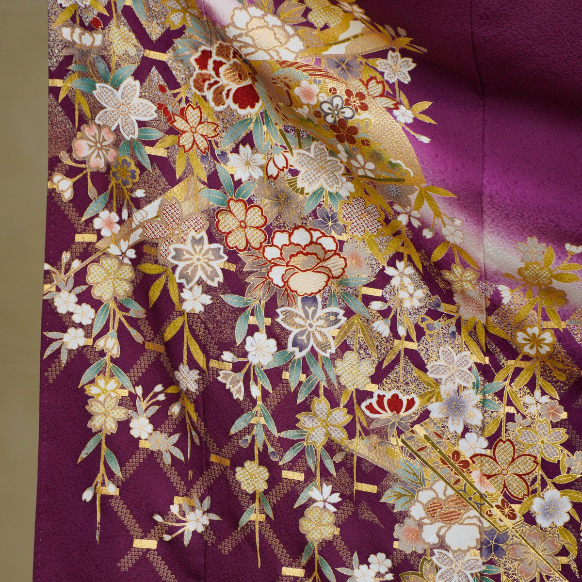 Premium Sho Fabric: 1022_12 | Gold in Magenta
