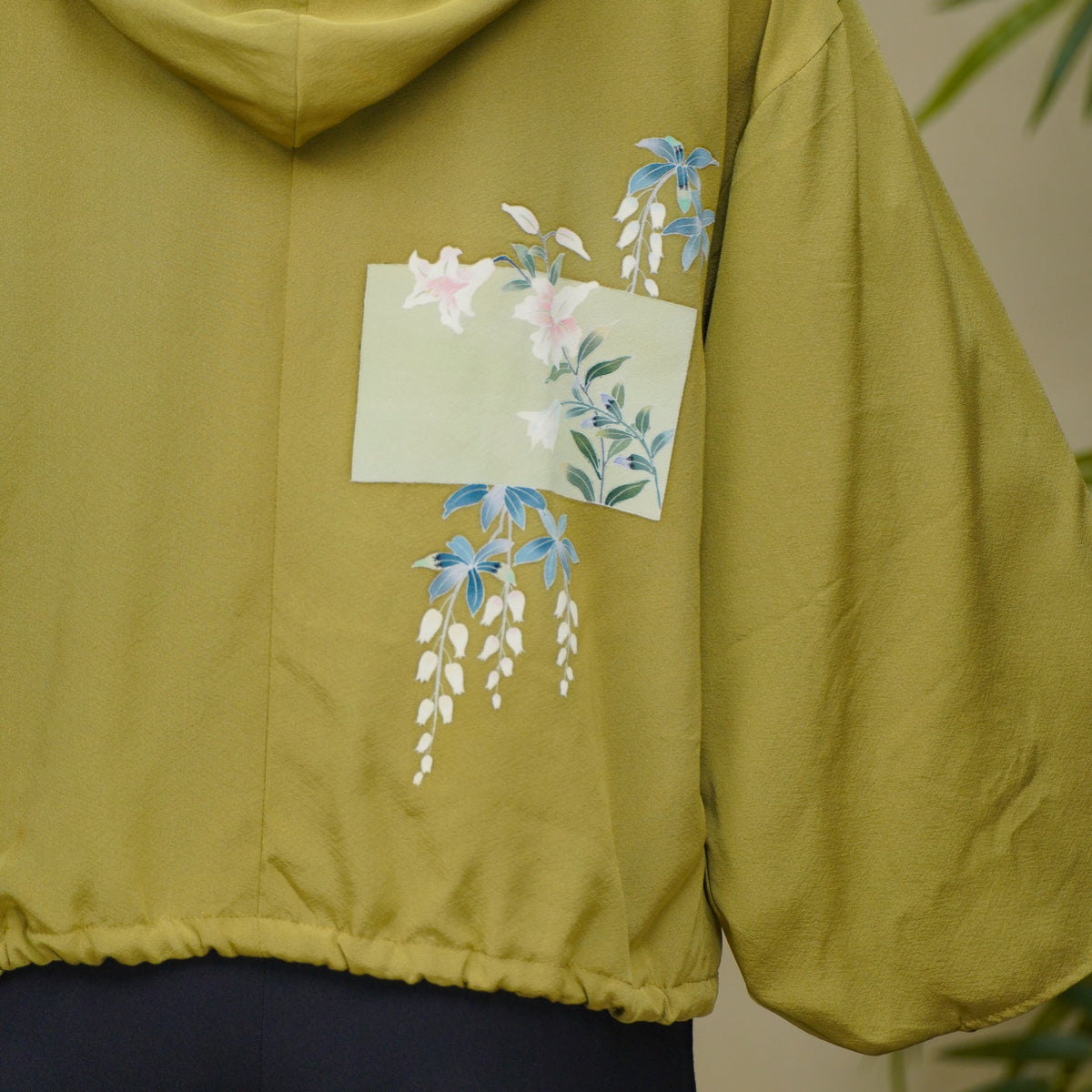 [Autumn] [With Fabric Stains] Premium On-hand item: Green Kodomo Hoodie (Small) | HK8741Y -O