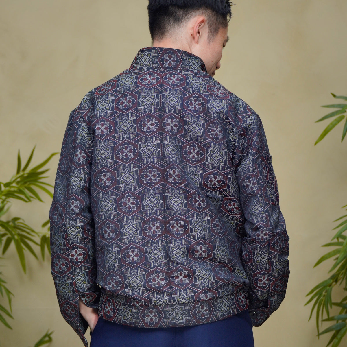 [Certificate] Premium On-hand item: Indigo Oshima Workman Jacket | Large | OWJ8811M -SMK