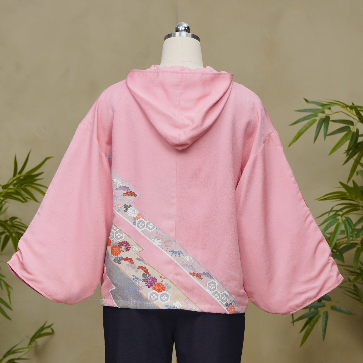 Premium On-hand: Pink Hoodie with Zipper (One Size) | HWZ8687Y -O
