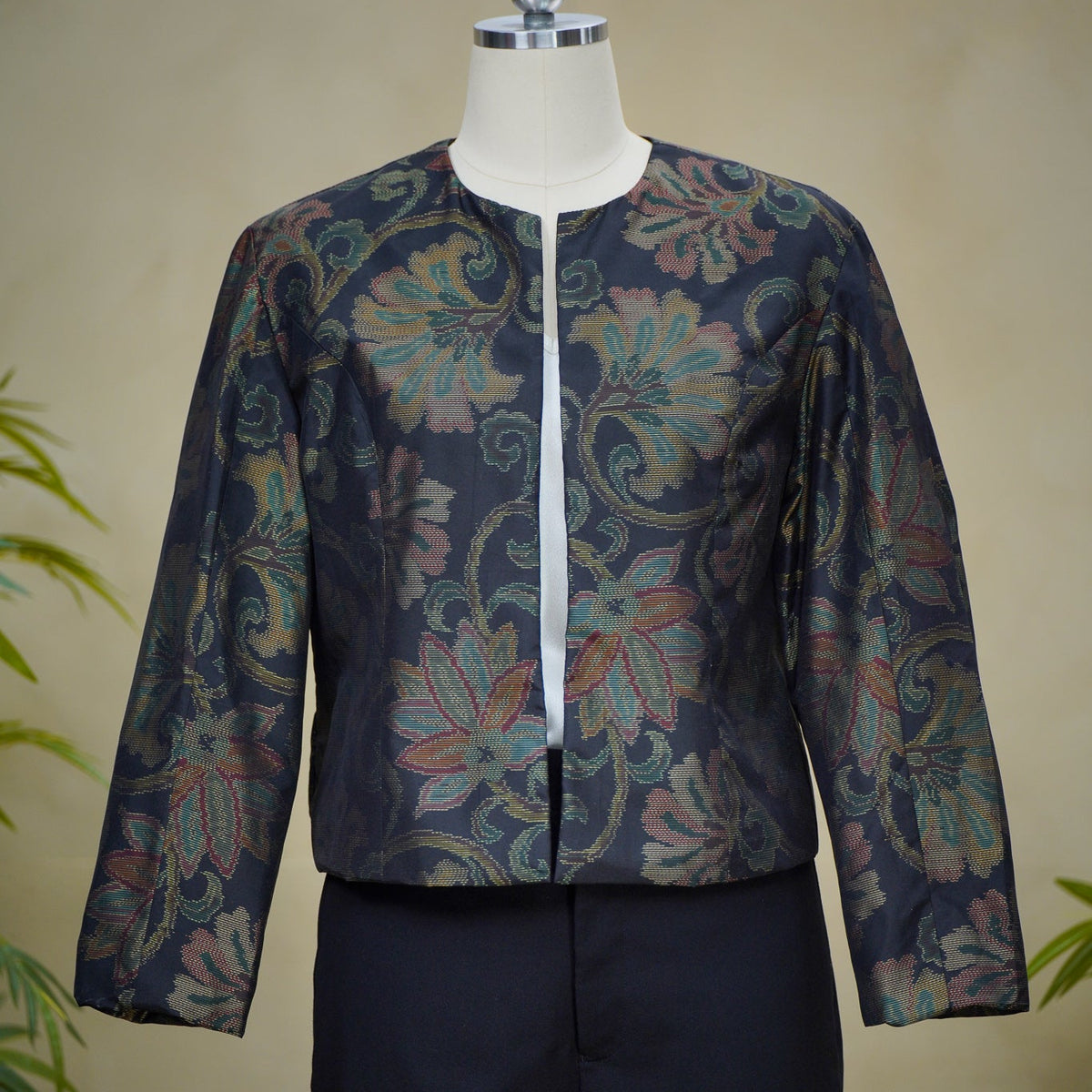 Premium On-hand item: Black Oshima Office Blazer | OFB6295 | Large