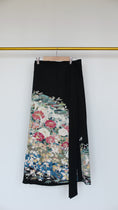 Load image into Gallery viewer, Online Private Viewing | wrap skirt - beautiful garden | WS419 | 2P
