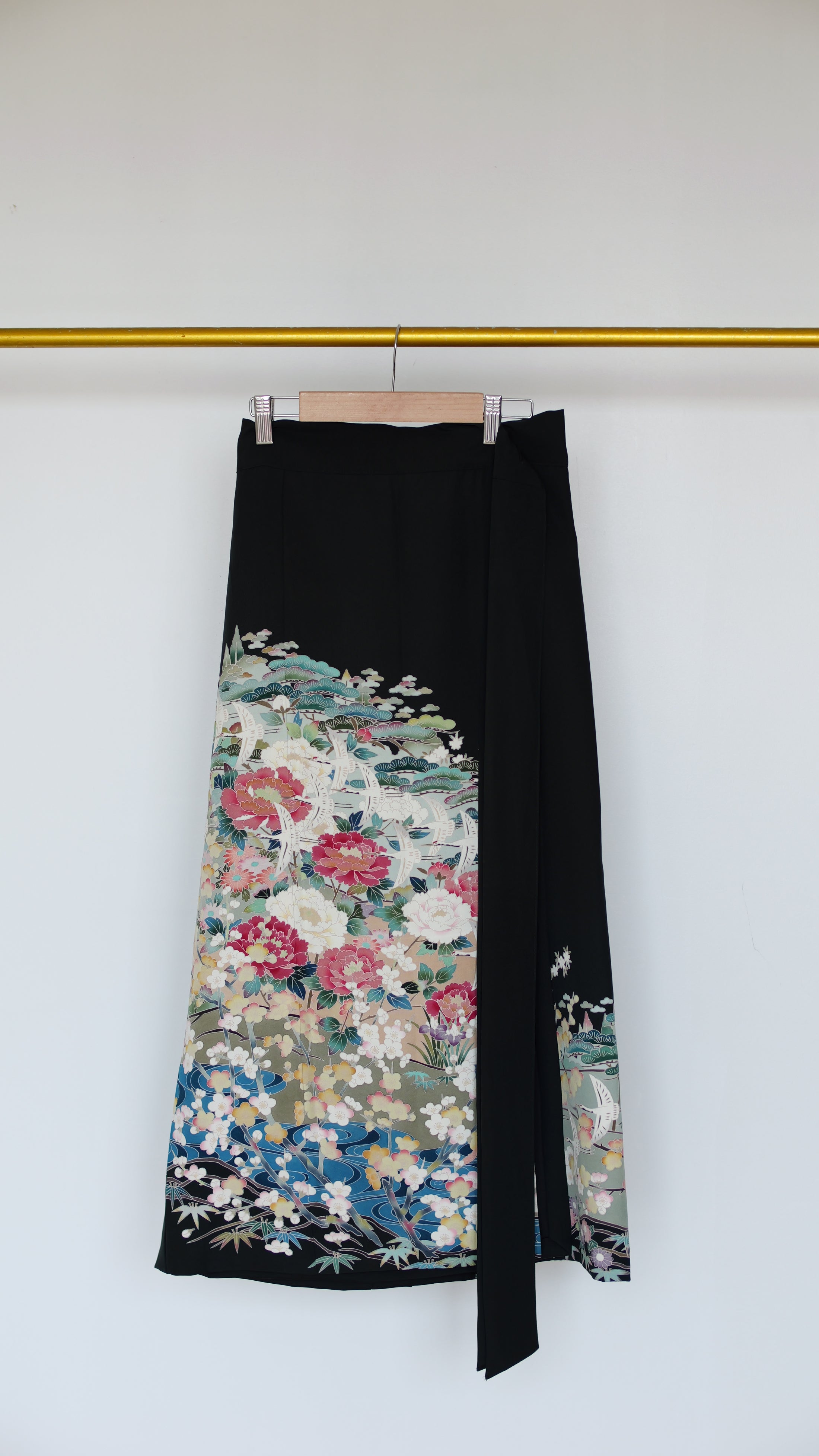 Online Private Viewing | wrap skirt - beautiful garden | WS419 | 2P