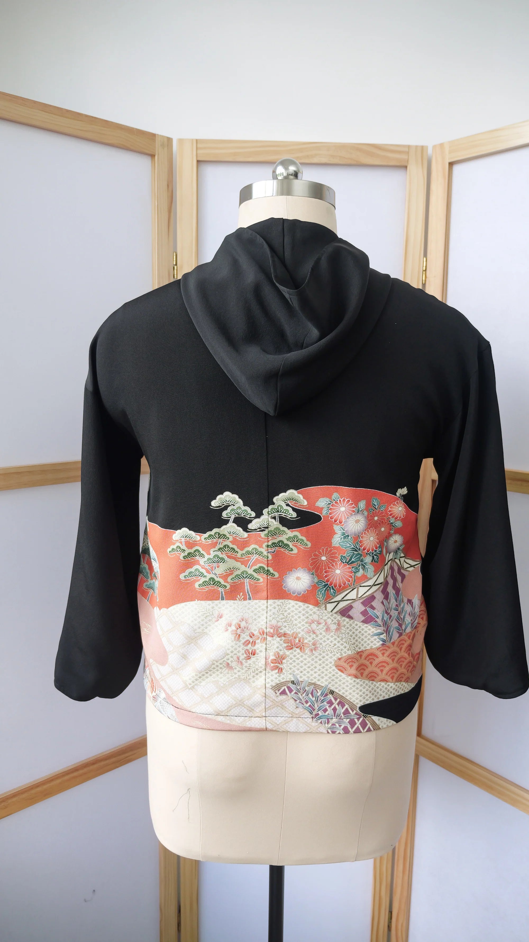Why Kimono Pattern Hoodies are the Stylish Secret Weapon You Didn't Know You Needed