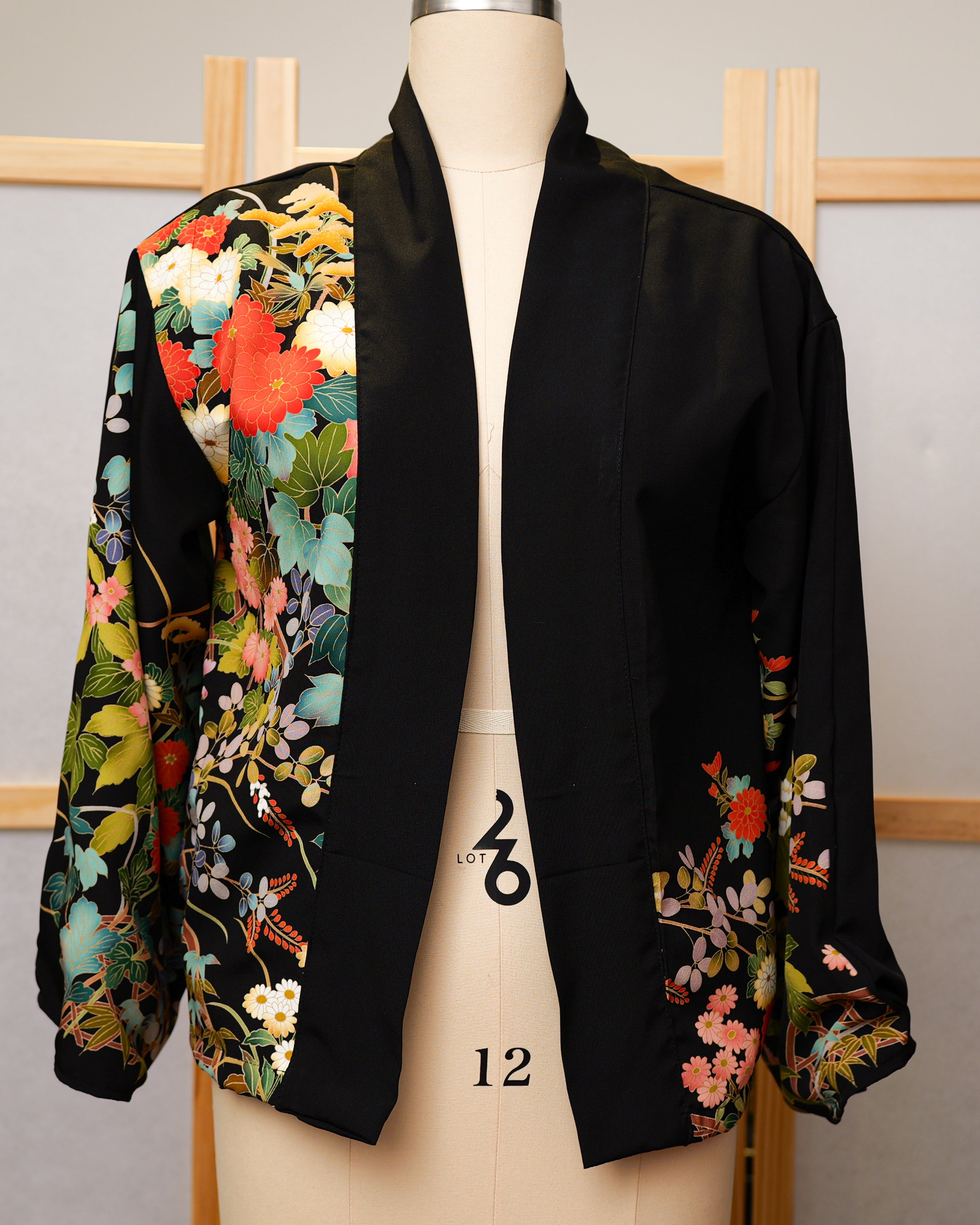 On-hand Premium: Kimono Blazer | Floral Whispers