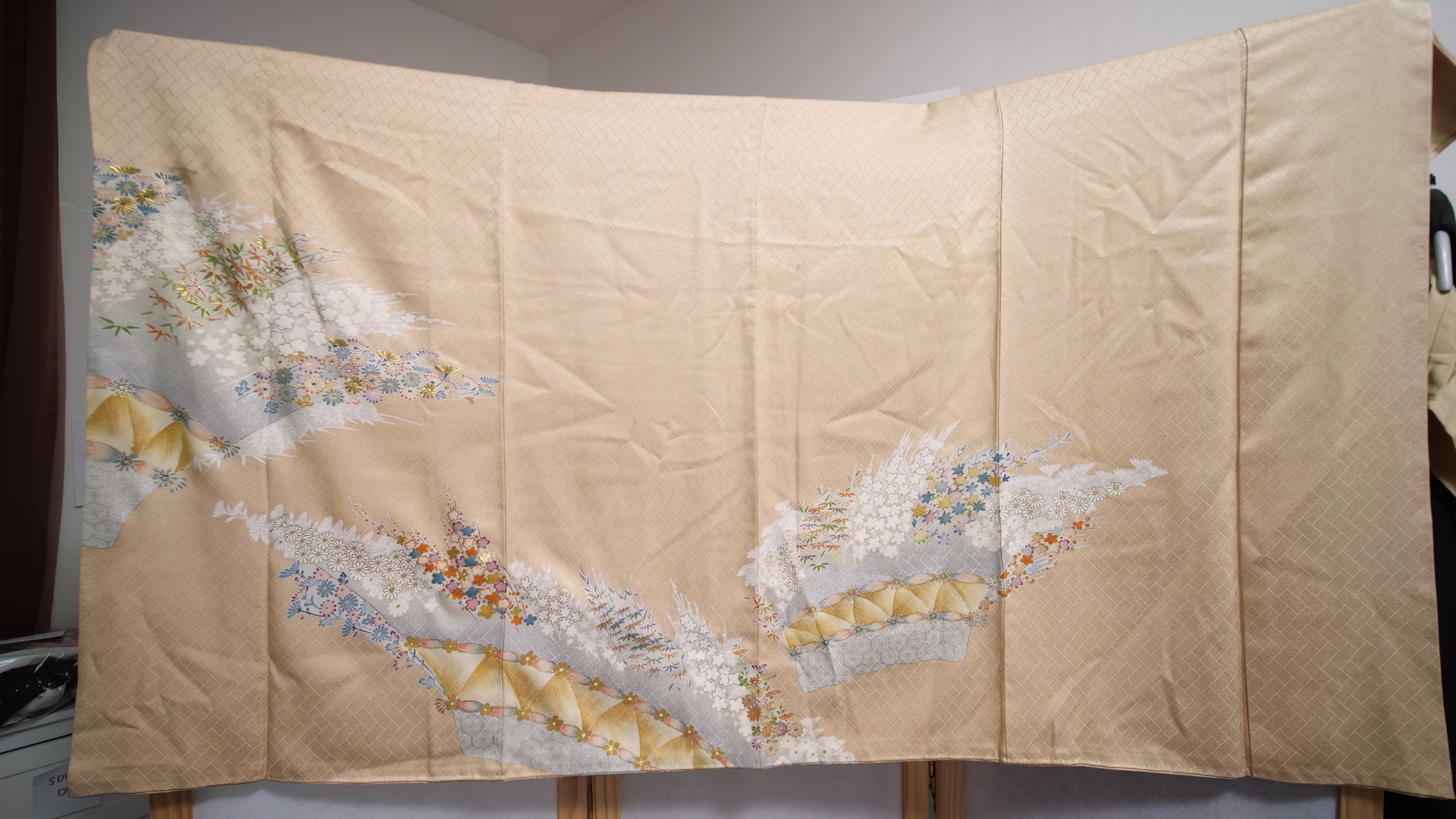 Sakura Collection: M17-11 Beige Bloom Field