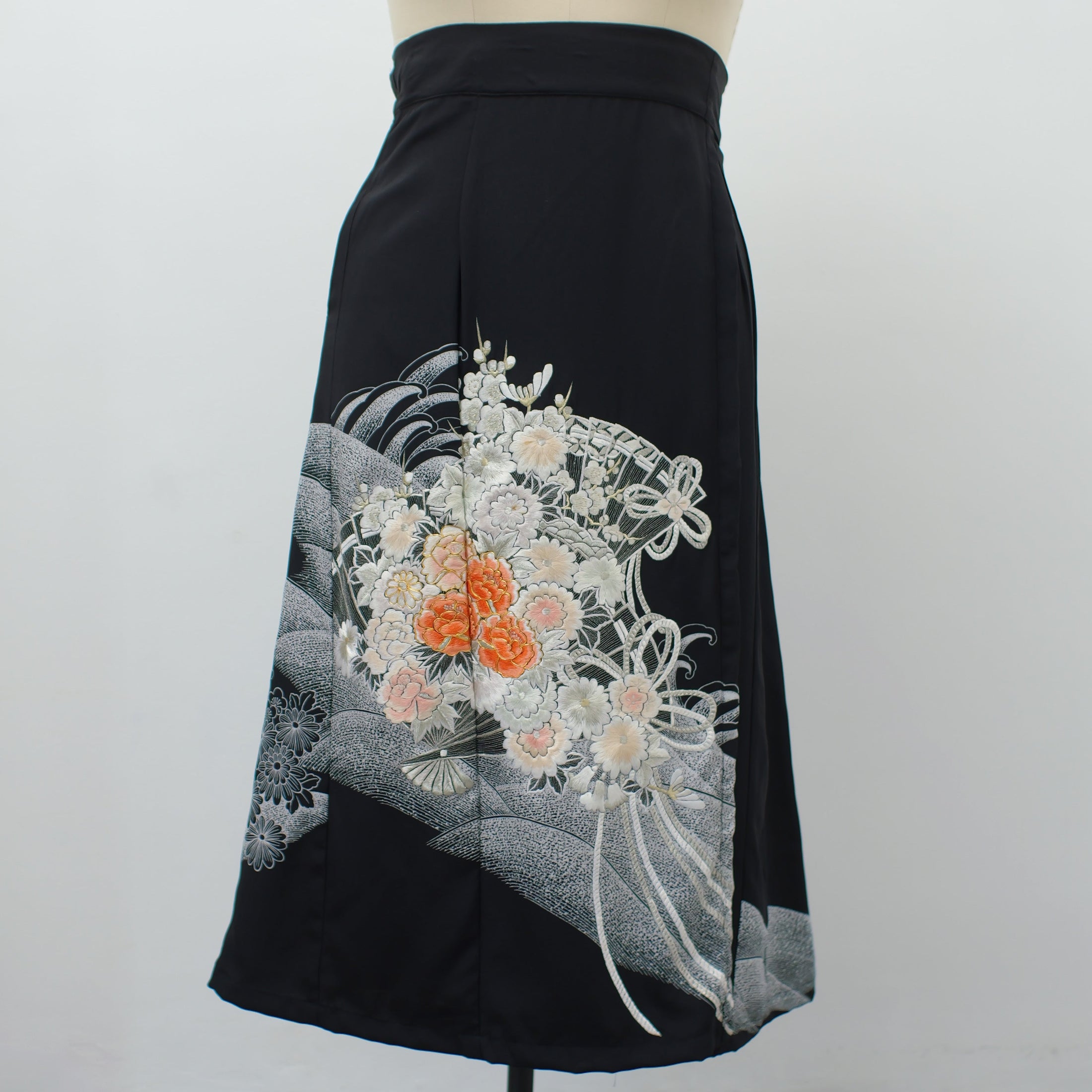 On-hand: Wrap Skirt  | WS5376 embroidery!!