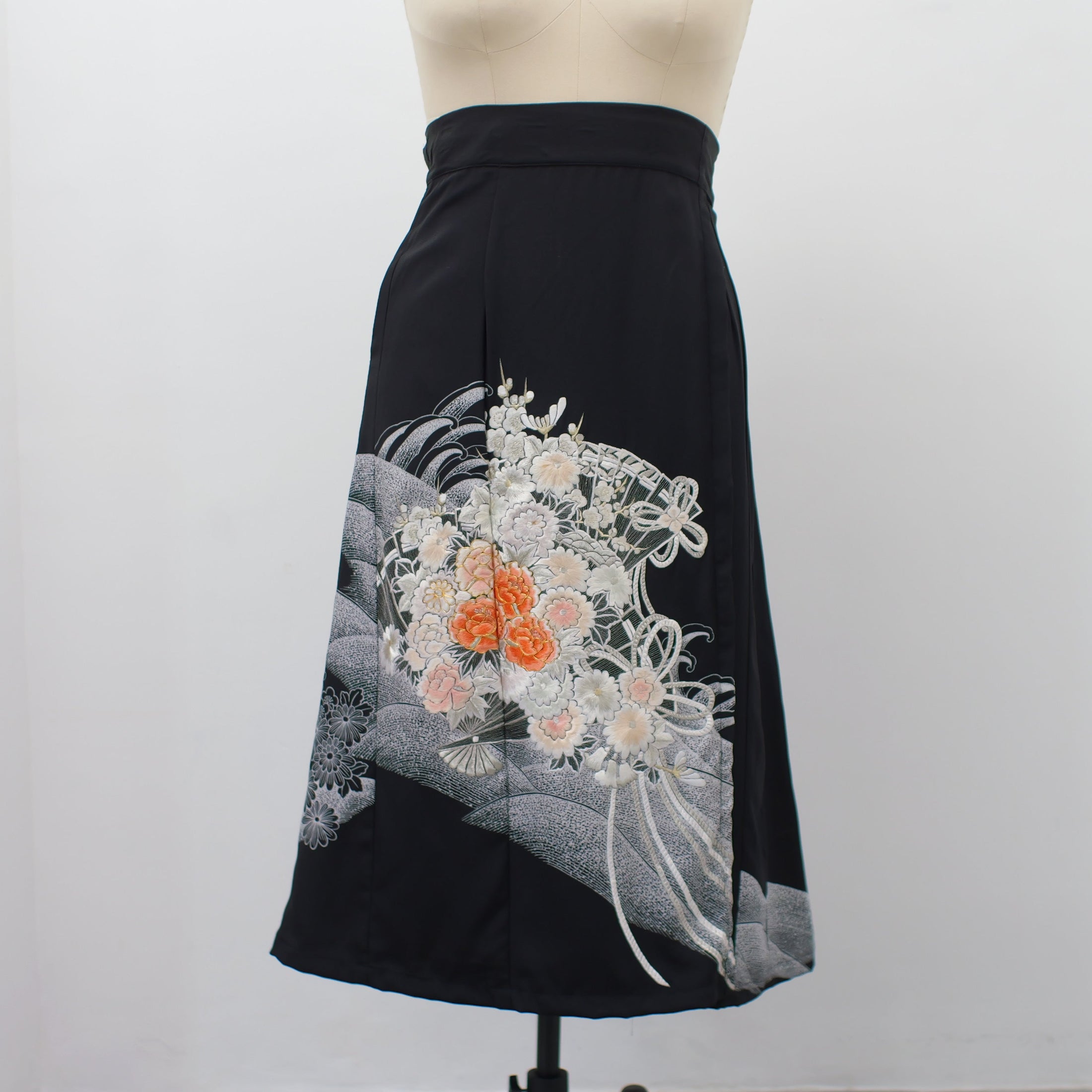 On-hand: Wrap Skirt  | WS5376 embroidery!!