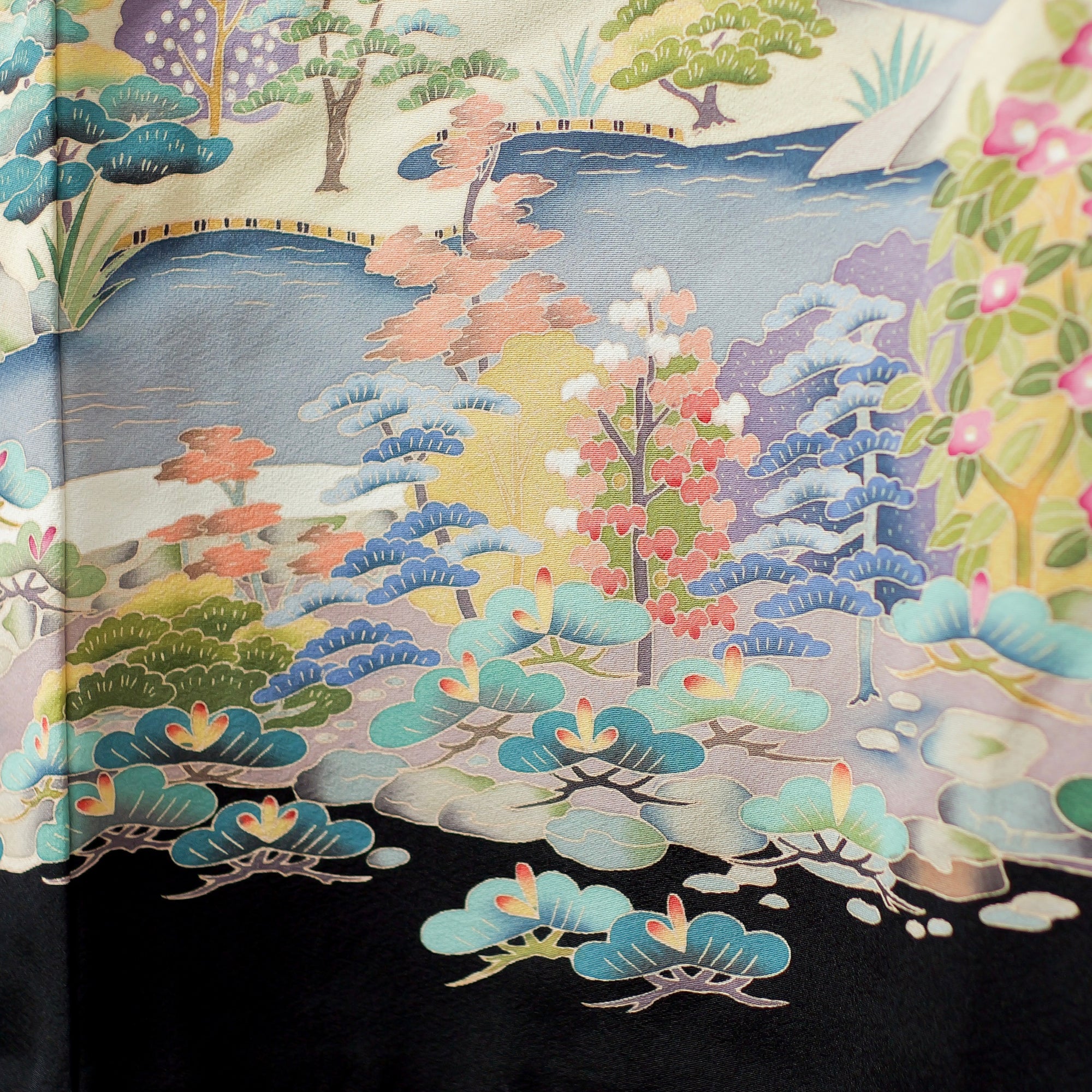 Premium Fabric: Sept21-06 Yuzen colorful mountain