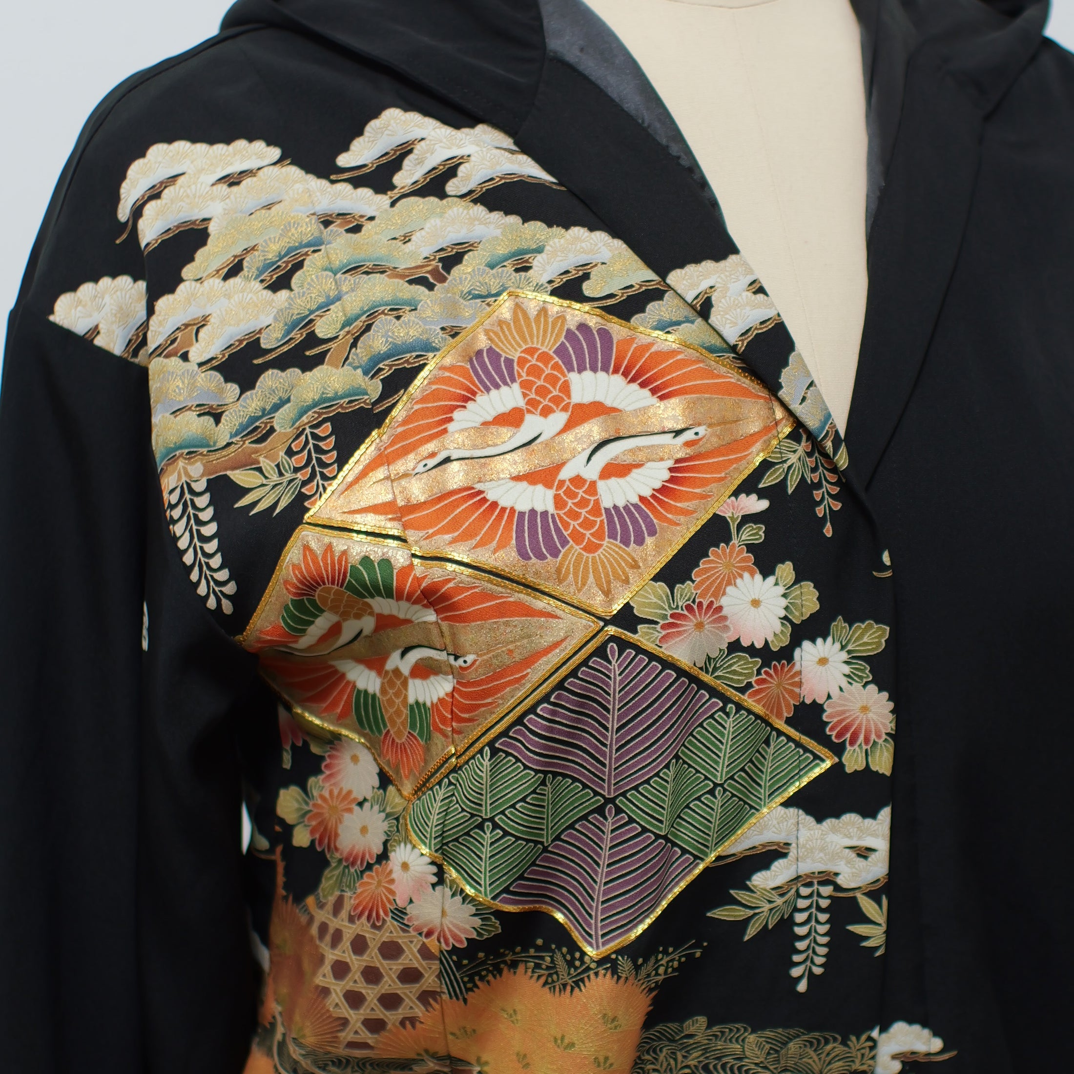 On-hand: Hoodie | H4551 - with a beautiful pair of cranes!